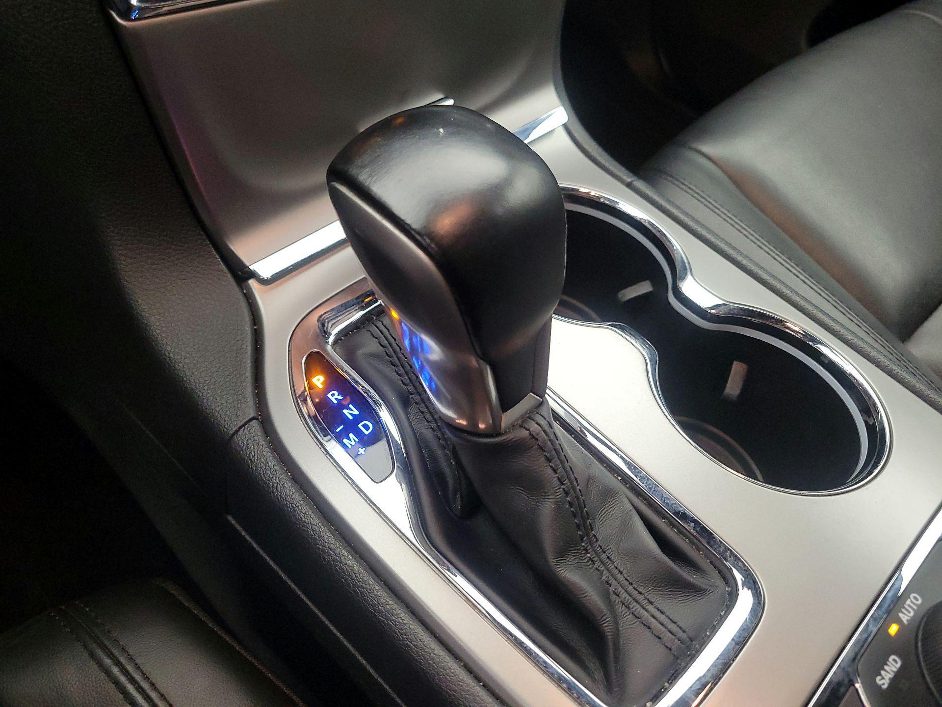 Thumbnail: 2020 Jeep Grand Cherokee - 18