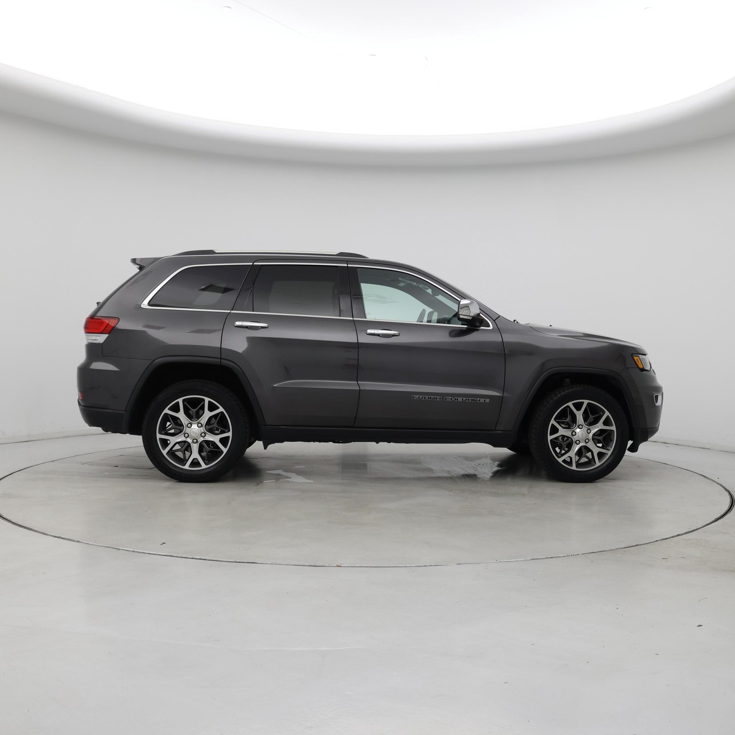 Thumbnail: 2020 Jeep Grand Cherokee - 7
