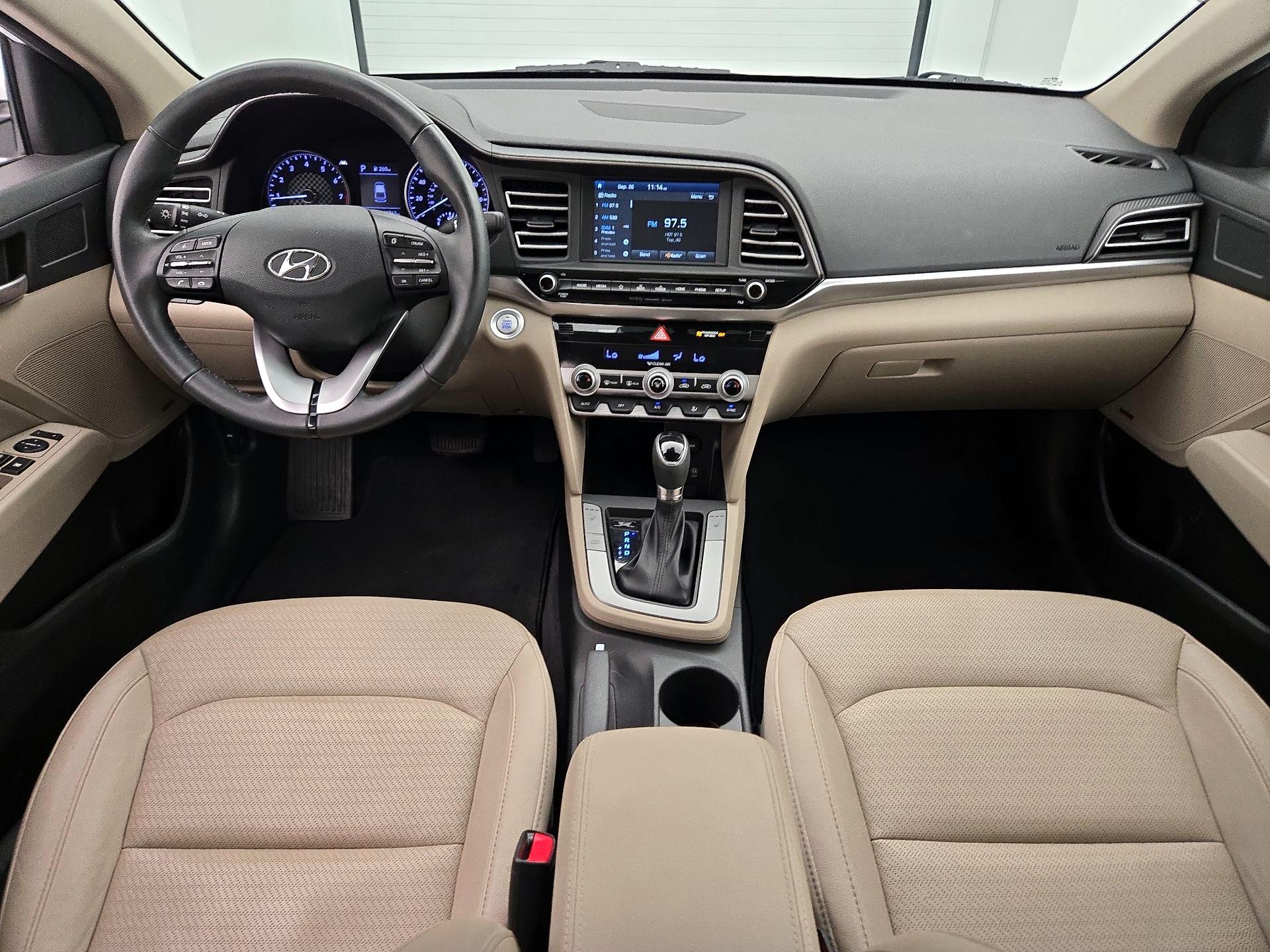 Thumbnail: 2019 Hyundai Elantra - 9