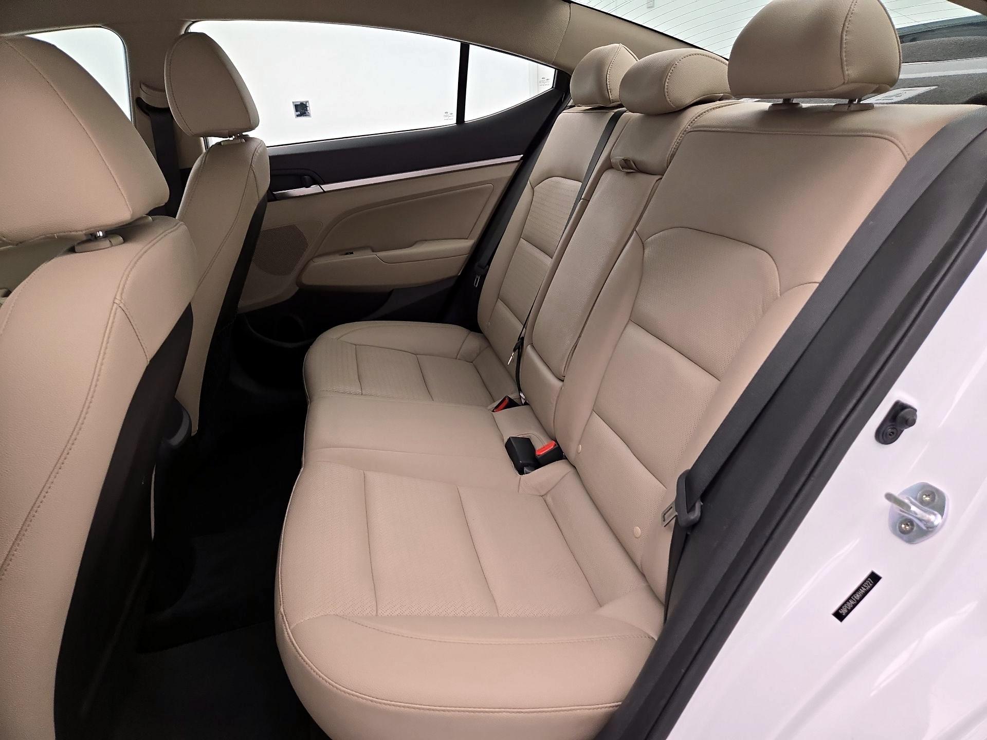 Thumbnail: 2019 Hyundai Elantra - 19