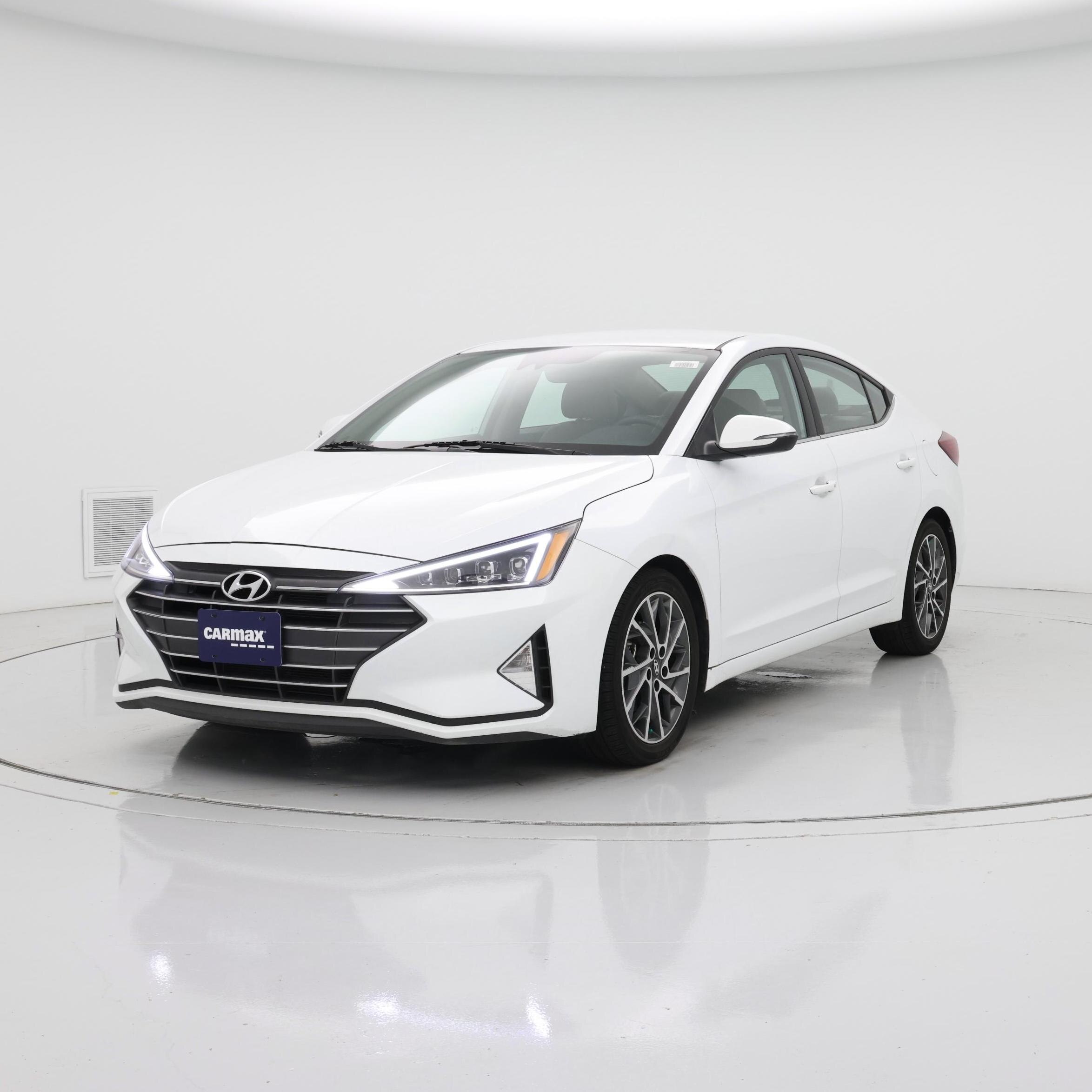 Thumbnail: 2019 Hyundai Elantra - 4