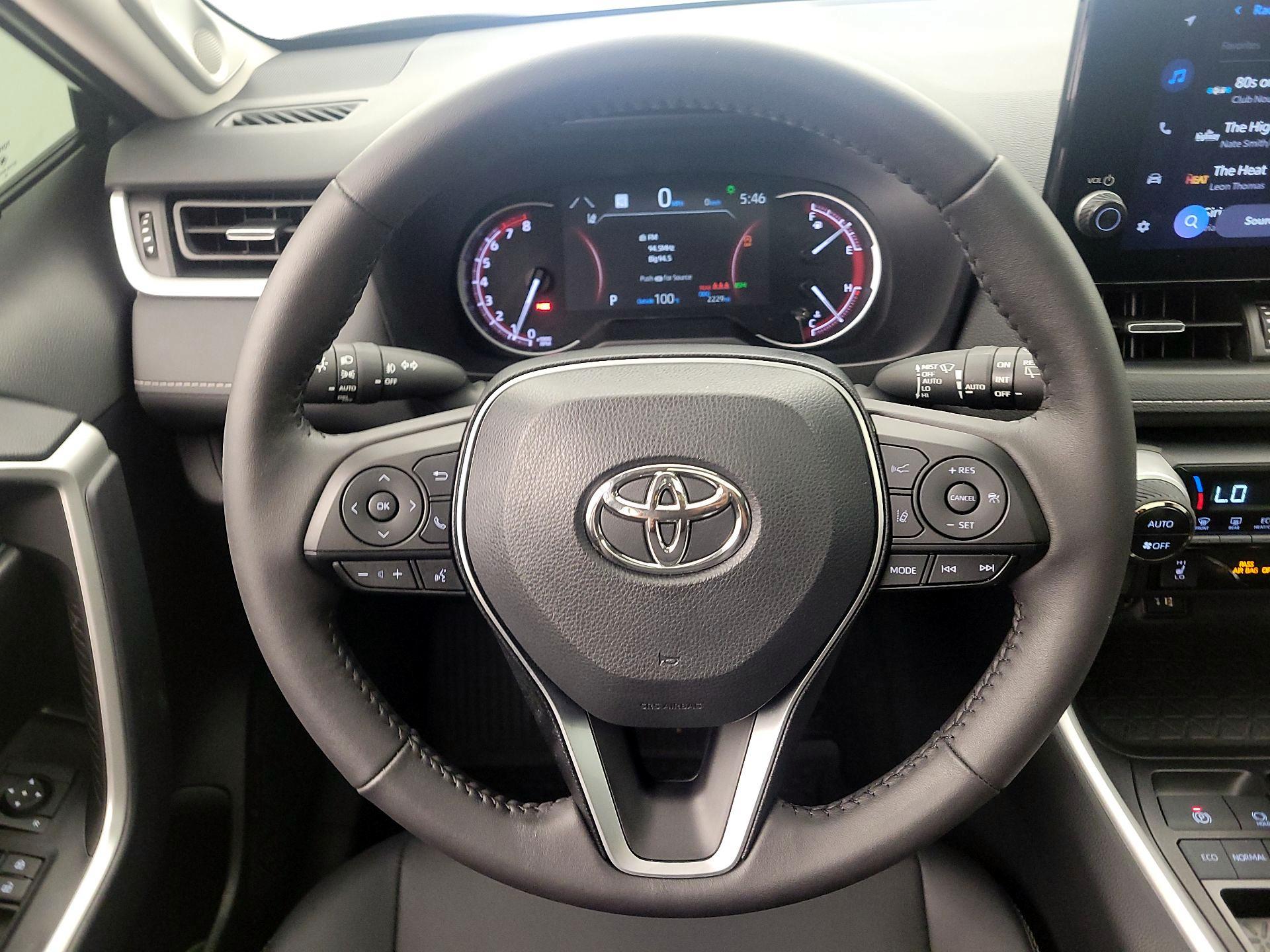 Thumbnail: 2025 Toyota RAV4 - 10