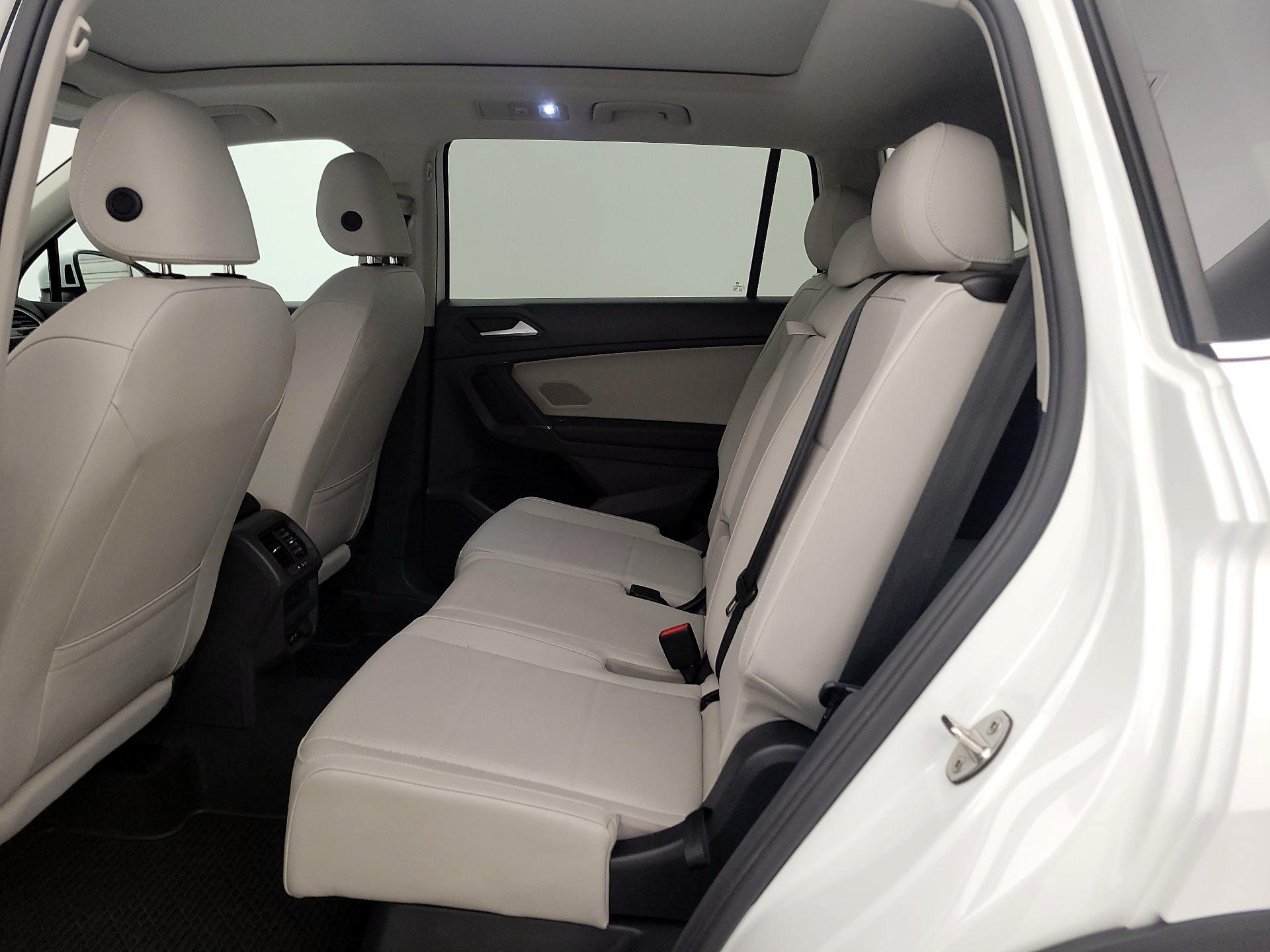 Thumbnail: 2020 Volkswagen Tiguan - 20