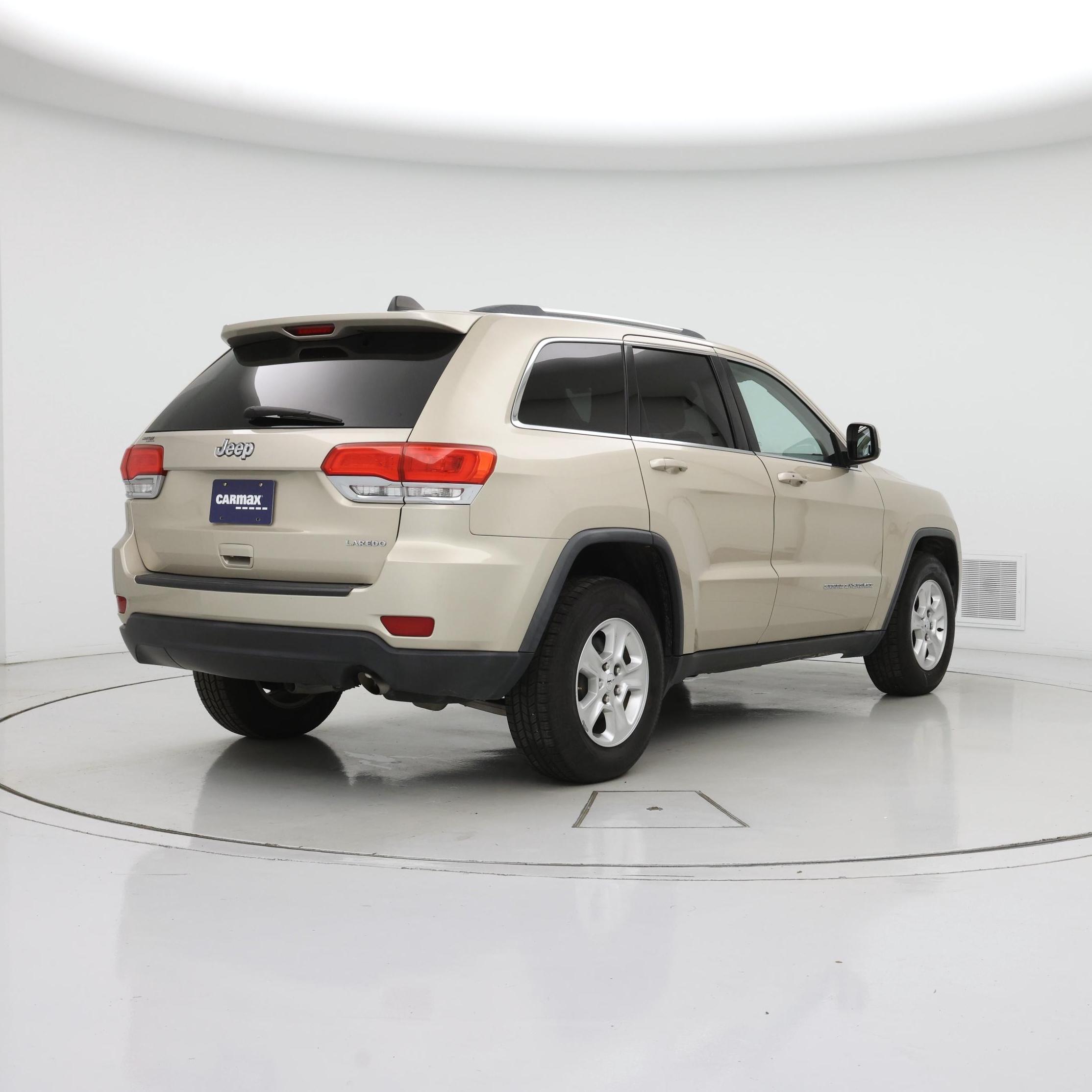 Thumbnail: 2014 Jeep Grand Cherokee - 8
