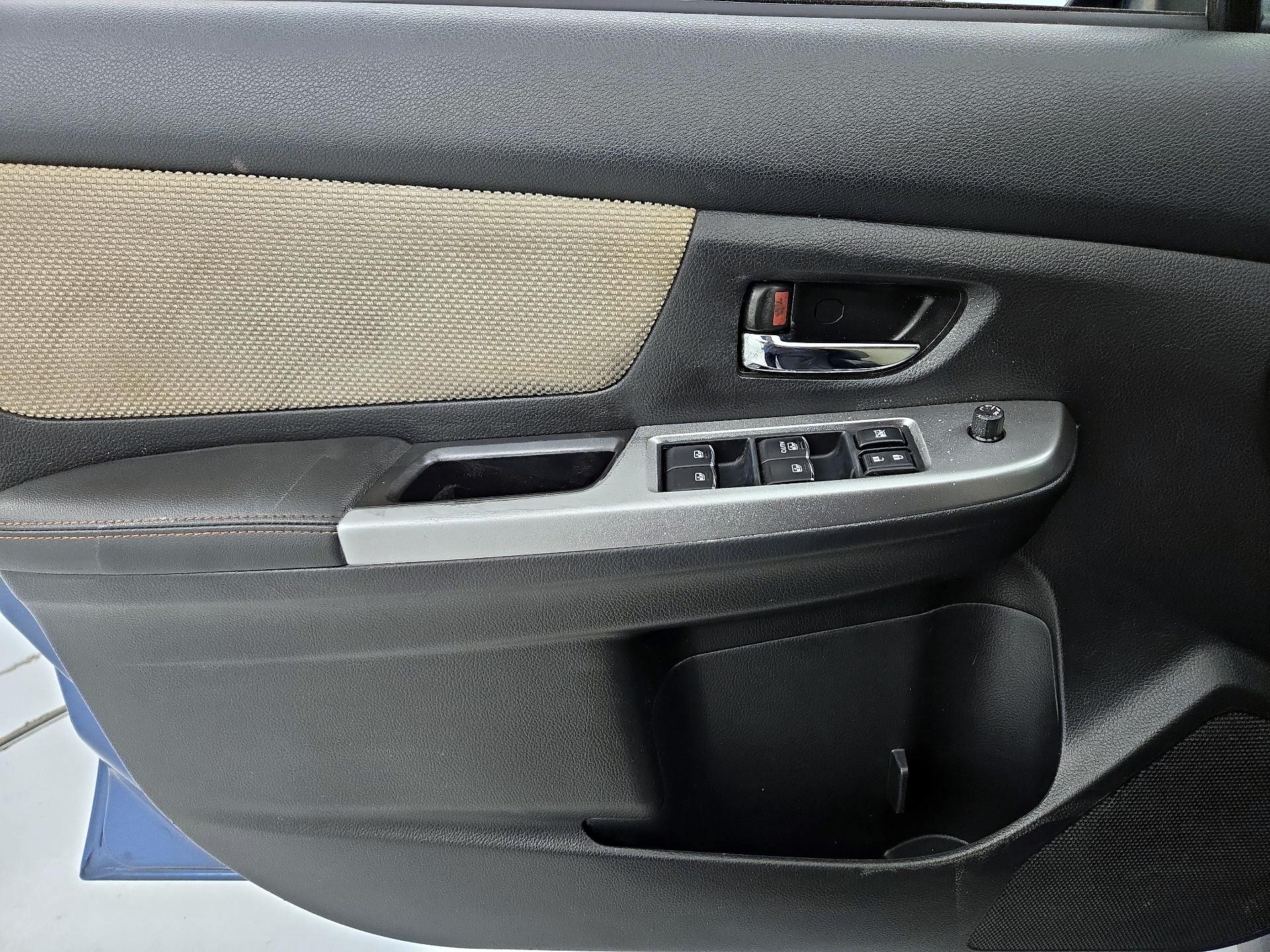 Thumbnail: 2017 Subaru Crosstrek - 12