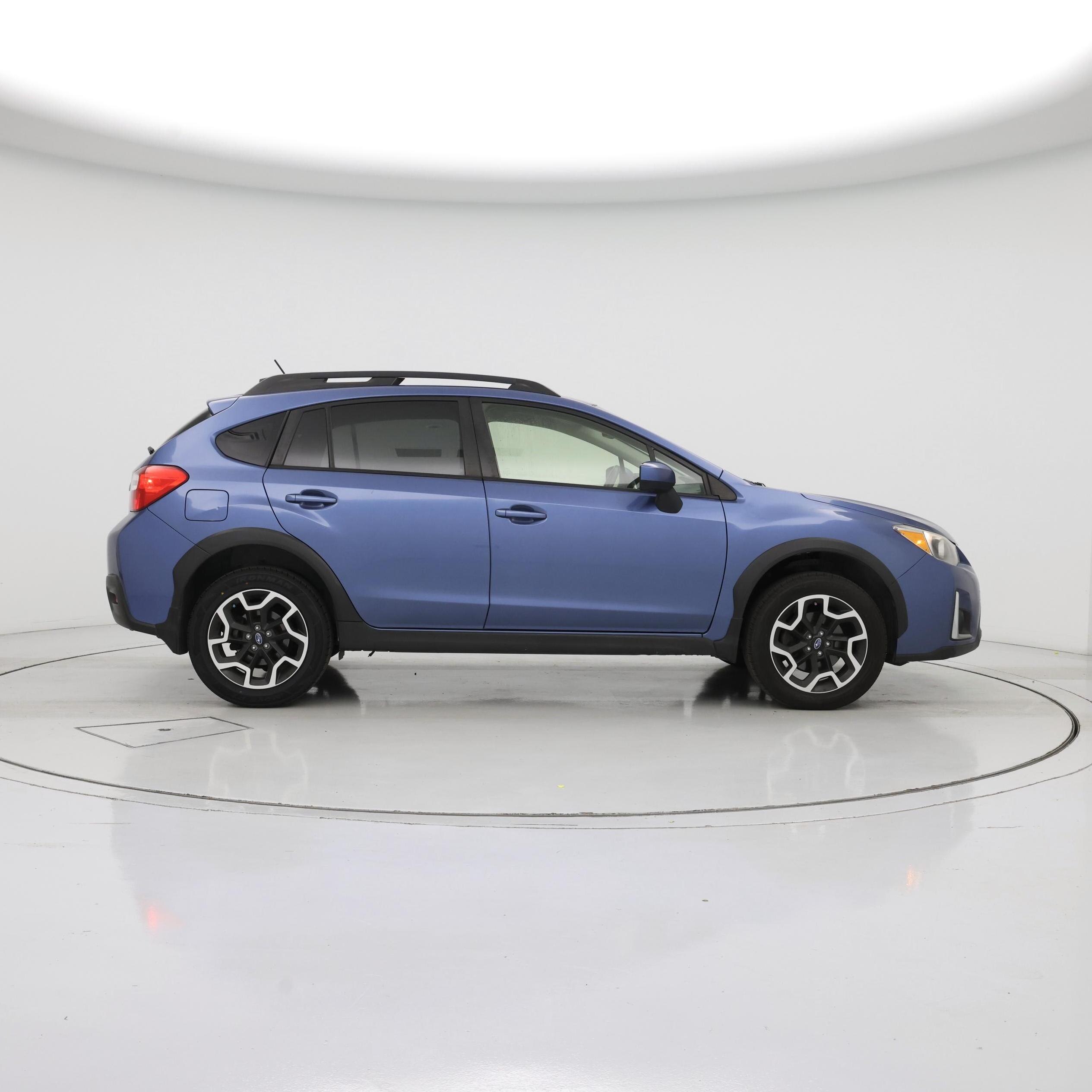 Thumbnail: 2017 Subaru Crosstrek - 7