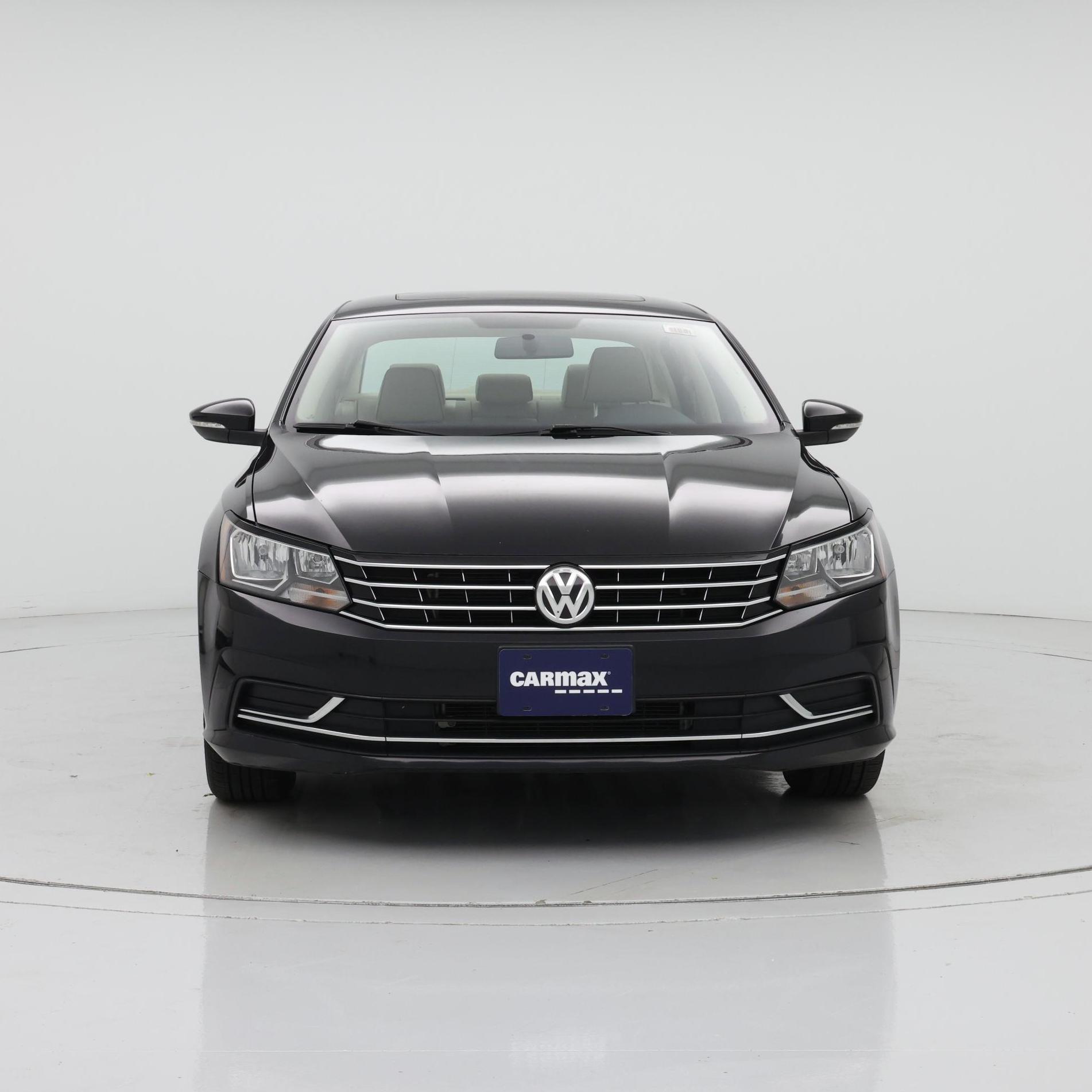 Thumbnail: 2017 Volkswagen Passat - 5