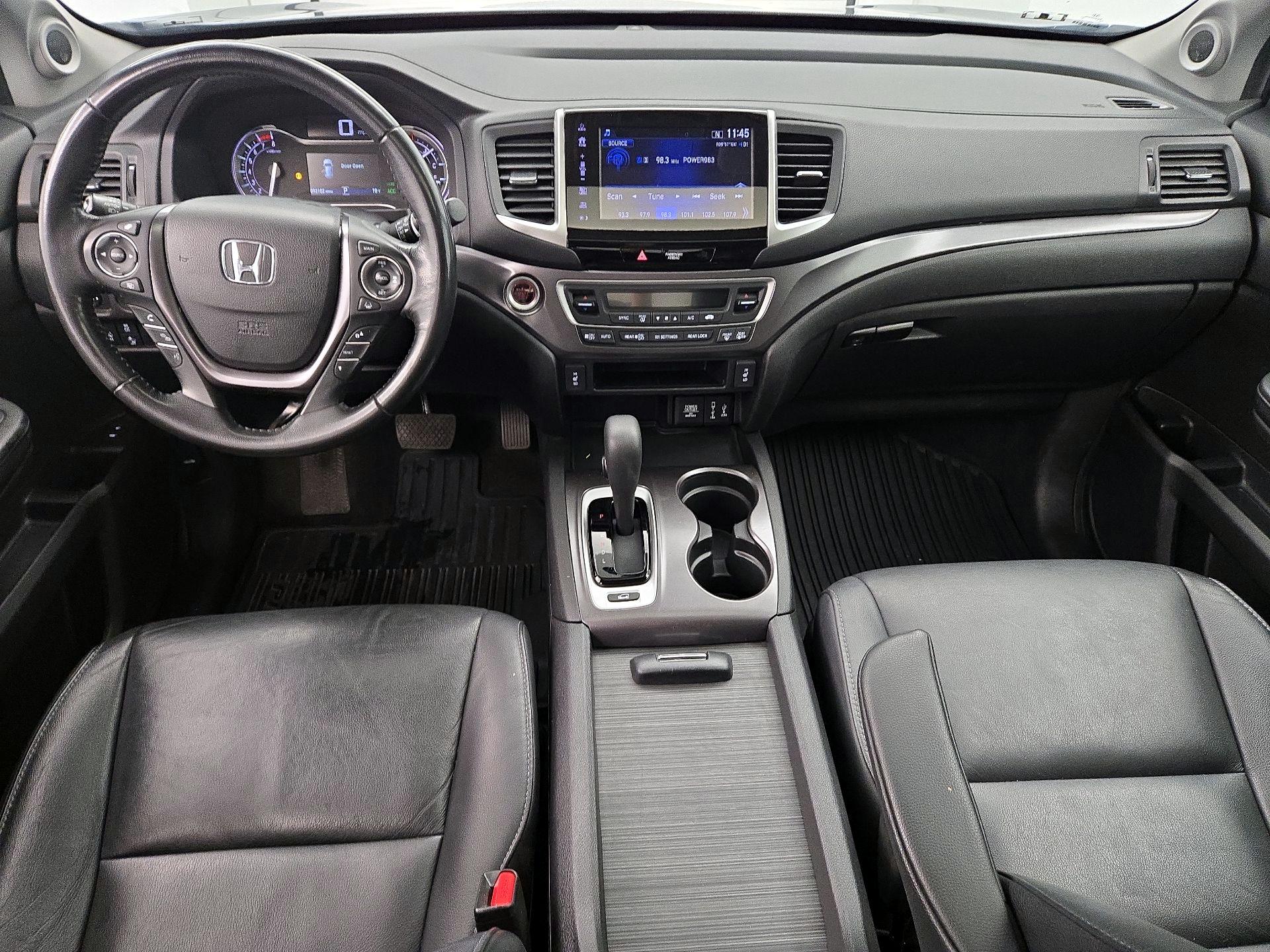 Thumbnail: 2018 Honda Pilot - 9