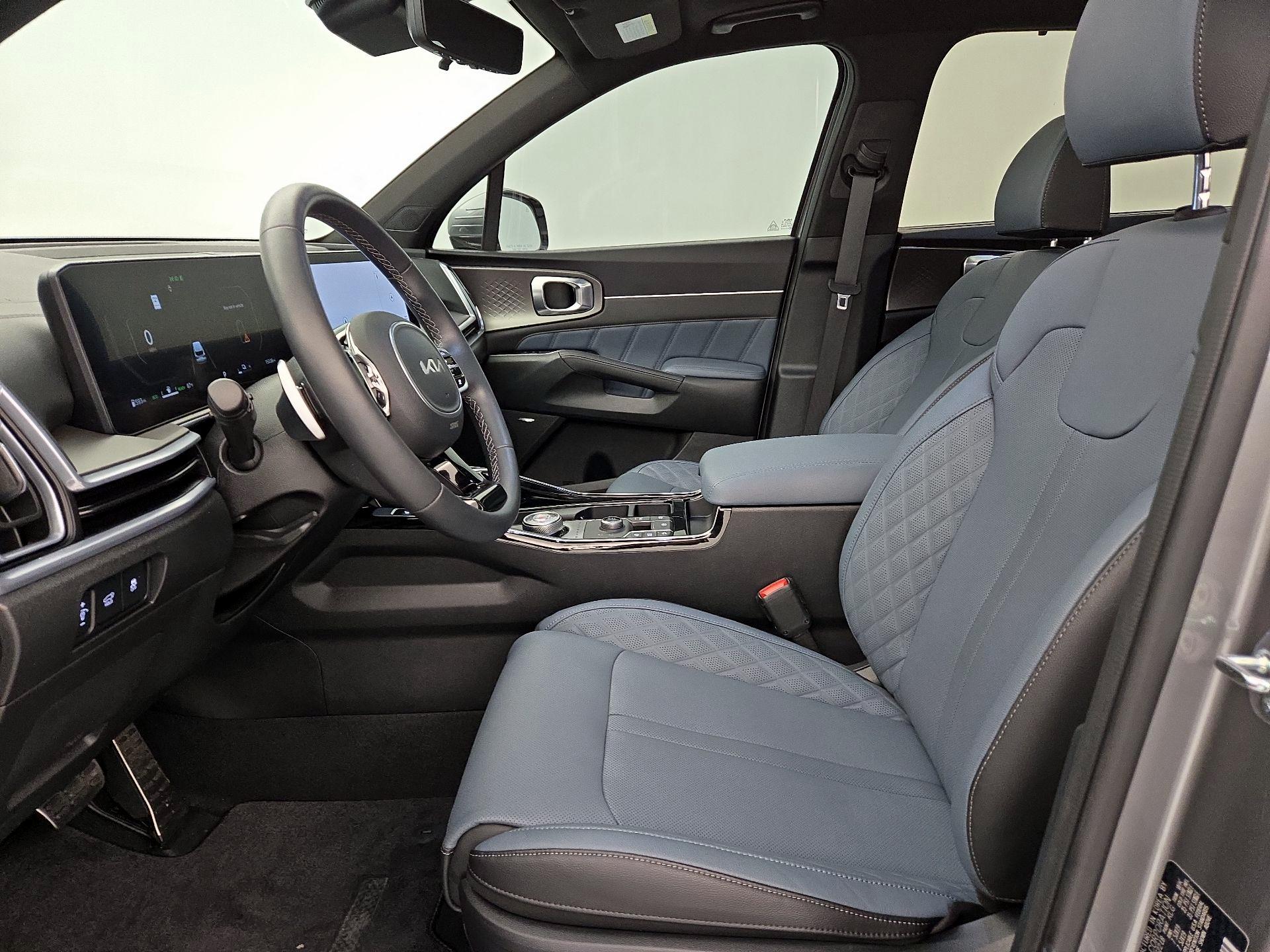 Thumbnail: 2025 Kia Sorento - 11