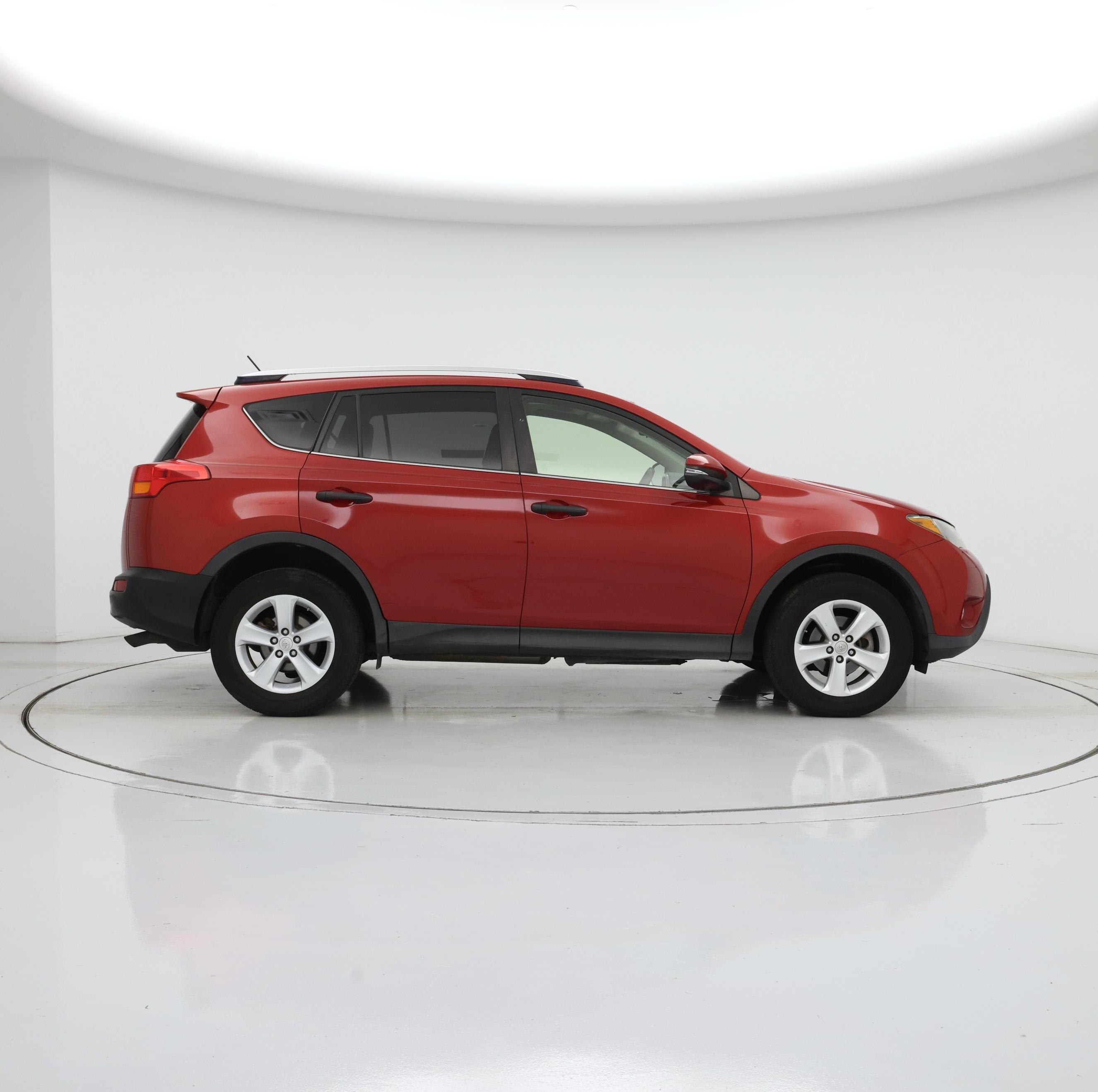 Thumbnail: 2014 Toyota RAV4 - 7