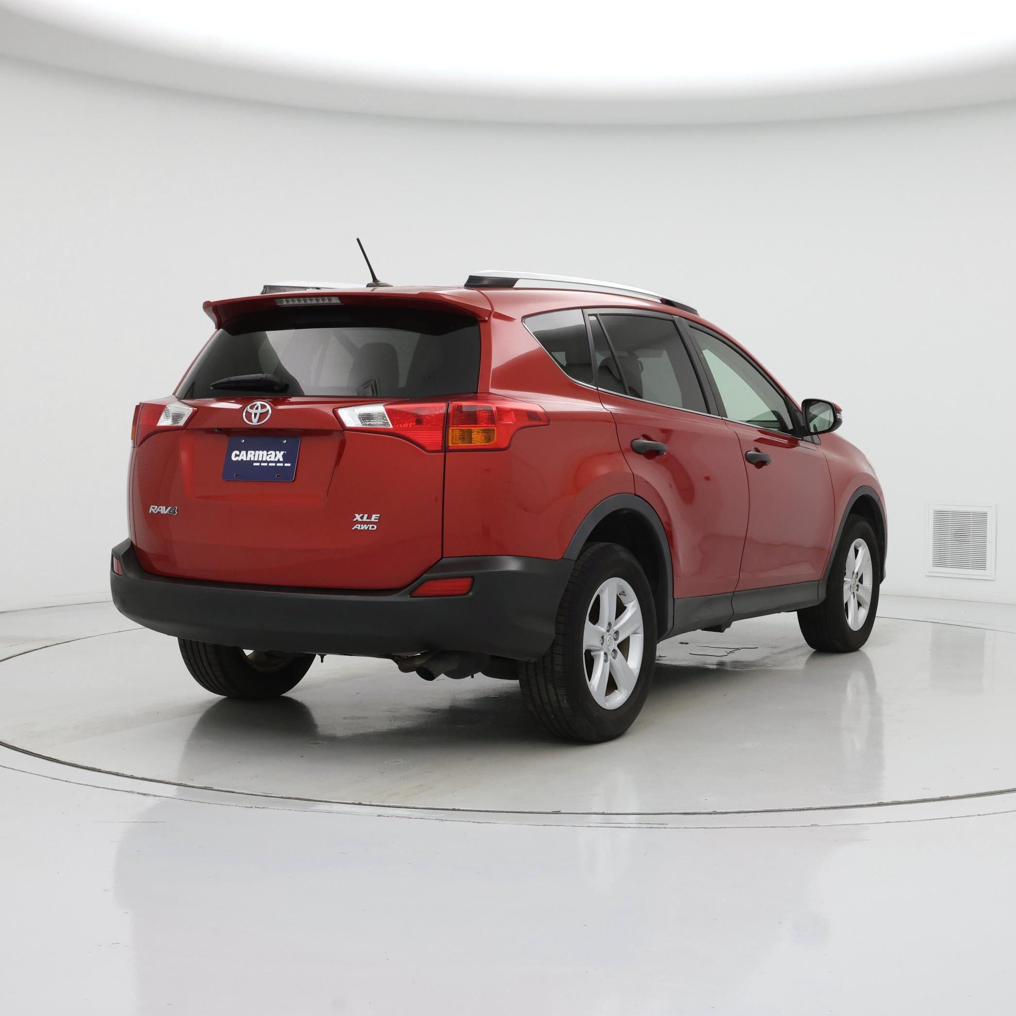 Thumbnail: 2014 Toyota RAV4 - 8