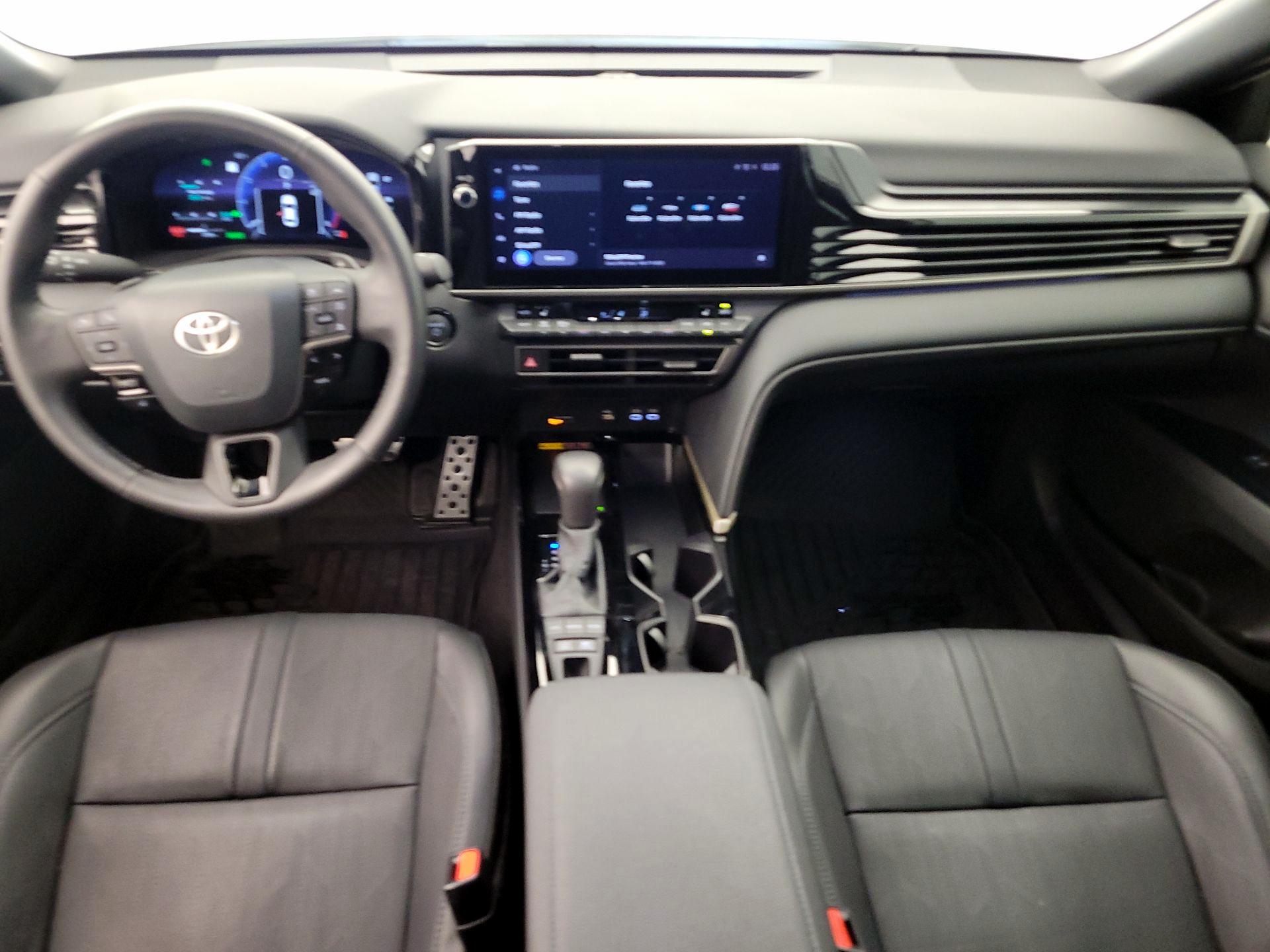 Thumbnail: 2025 Toyota Camry - 9