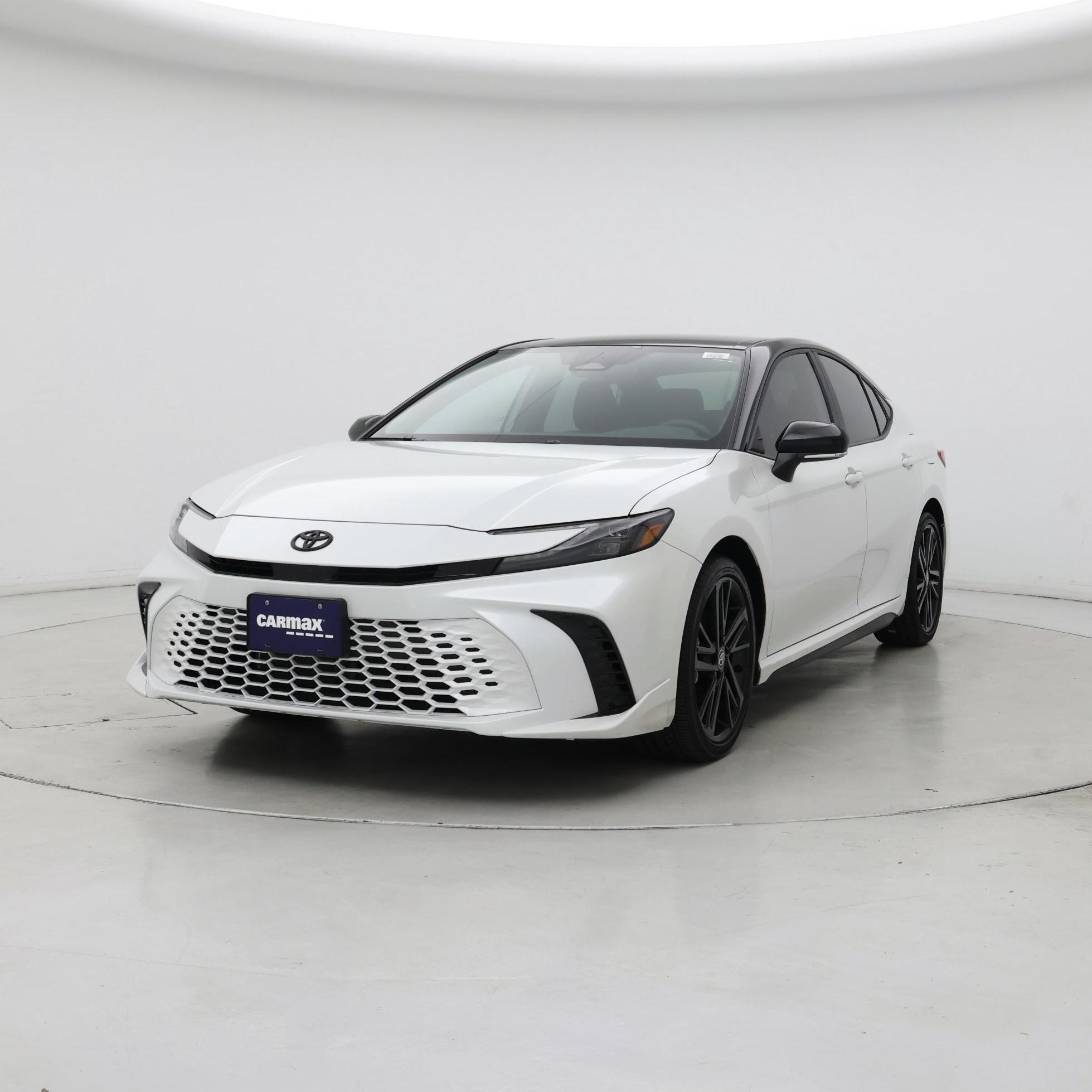 Thumbnail: 2025 Toyota Camry - 4
