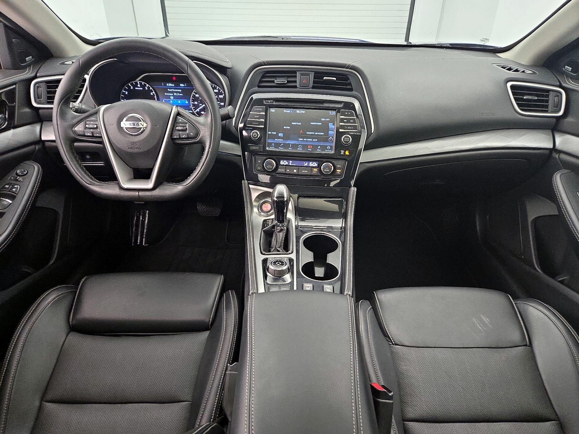 Thumbnail: 2017 Nissan Maxima - 9