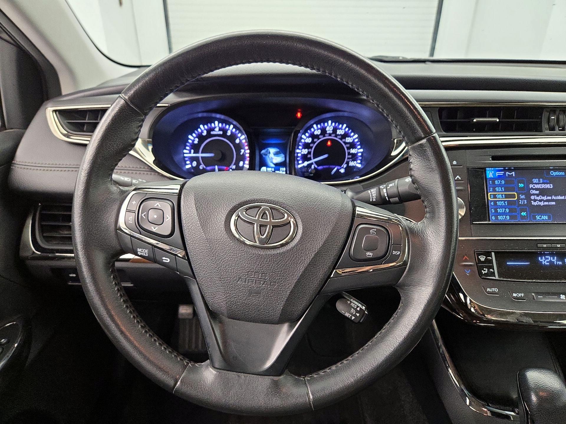 Thumbnail: 2014 Toyota Avalon - 10