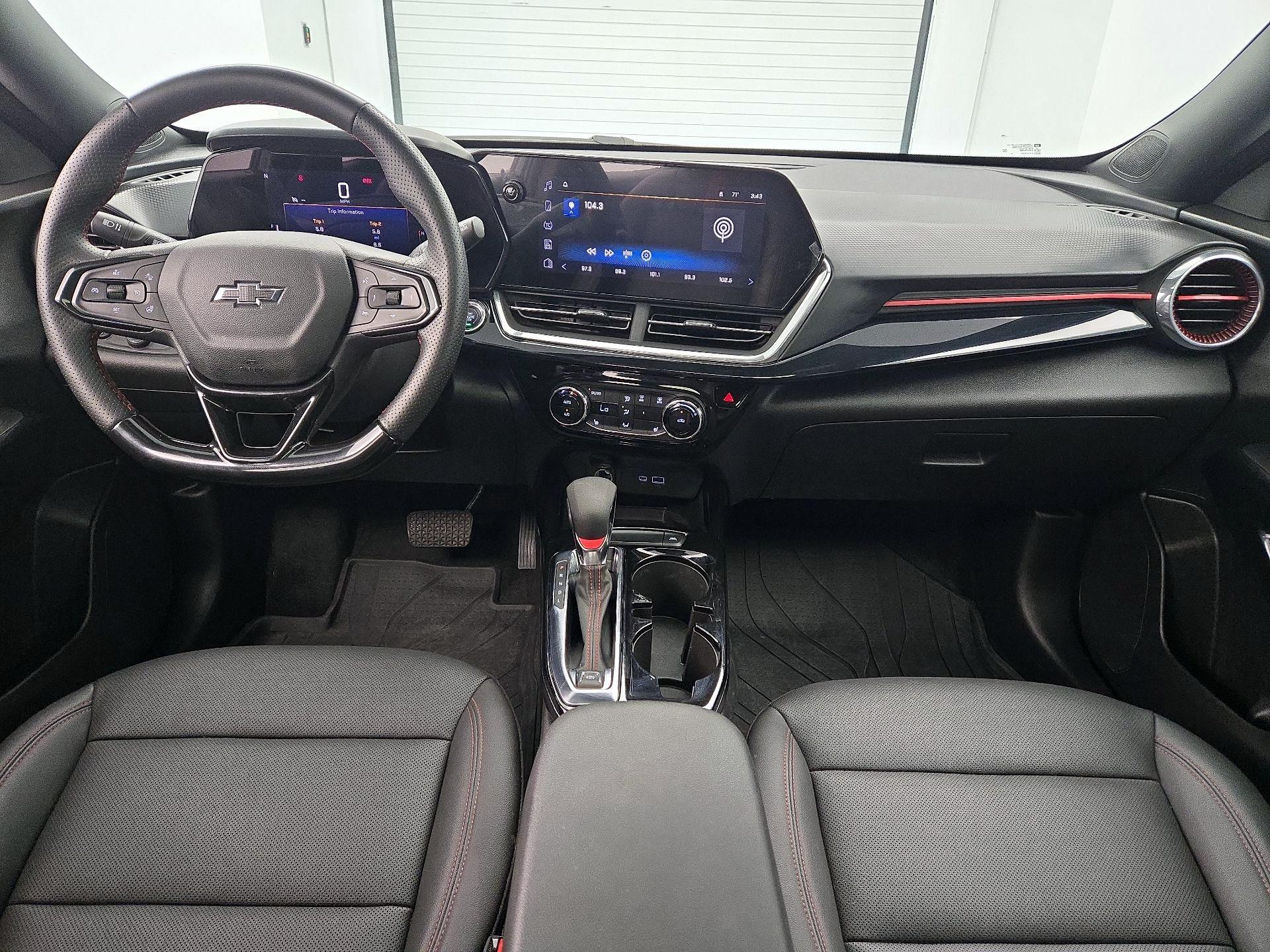 Thumbnail: 2024 Chevrolet Trax - 9