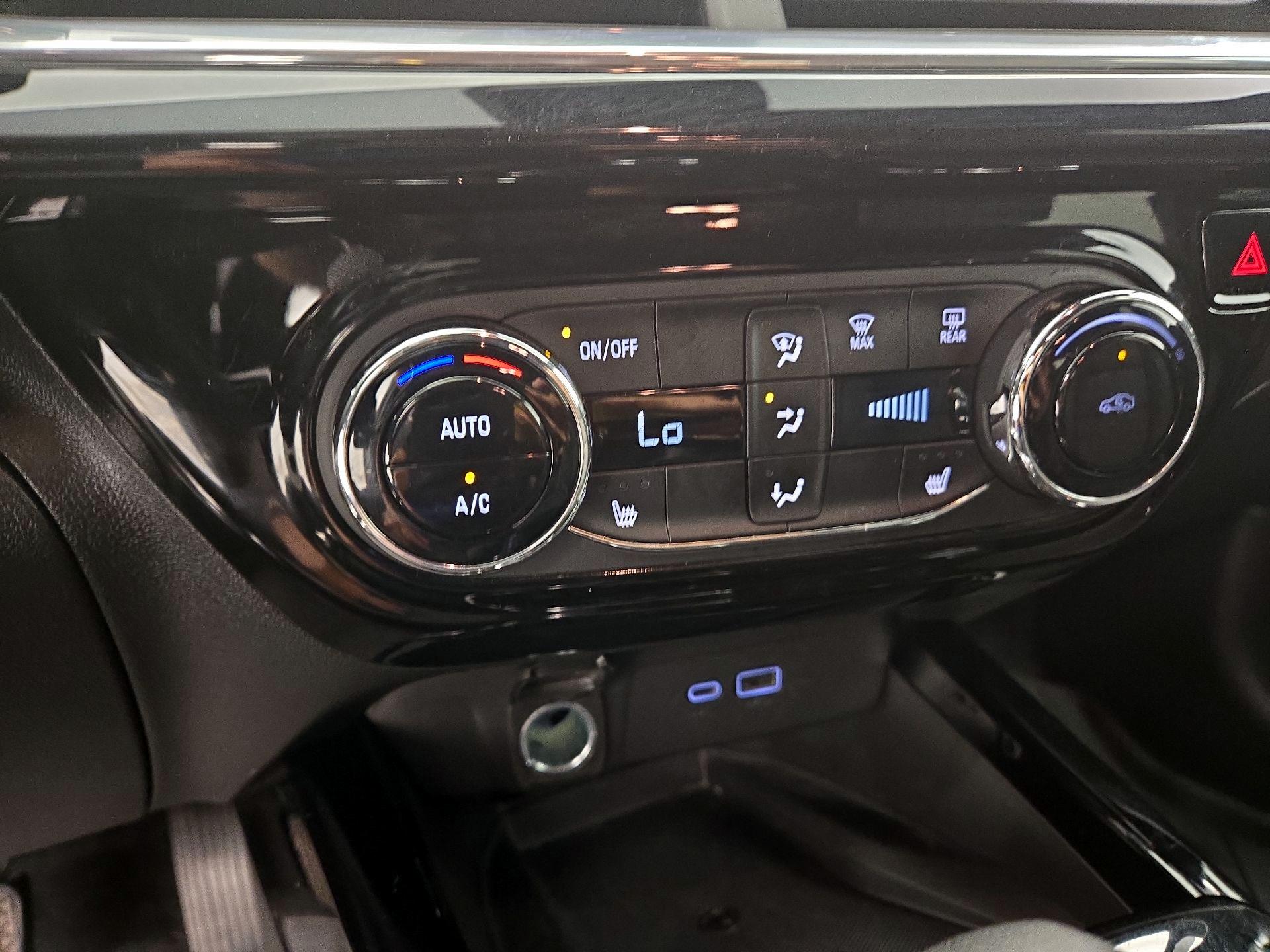 Thumbnail: 2024 Chevrolet Trax - 16