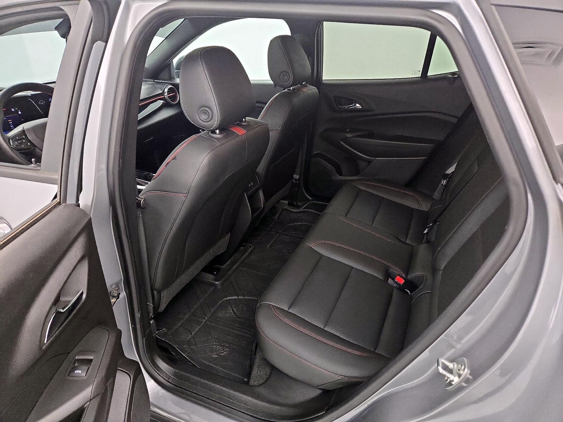 Thumbnail: 2024 Chevrolet Trax - 20