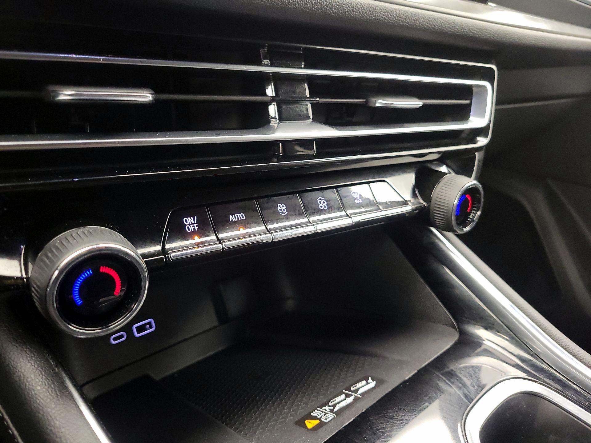 Thumbnail: 2024 Chevrolet Traverse - 16