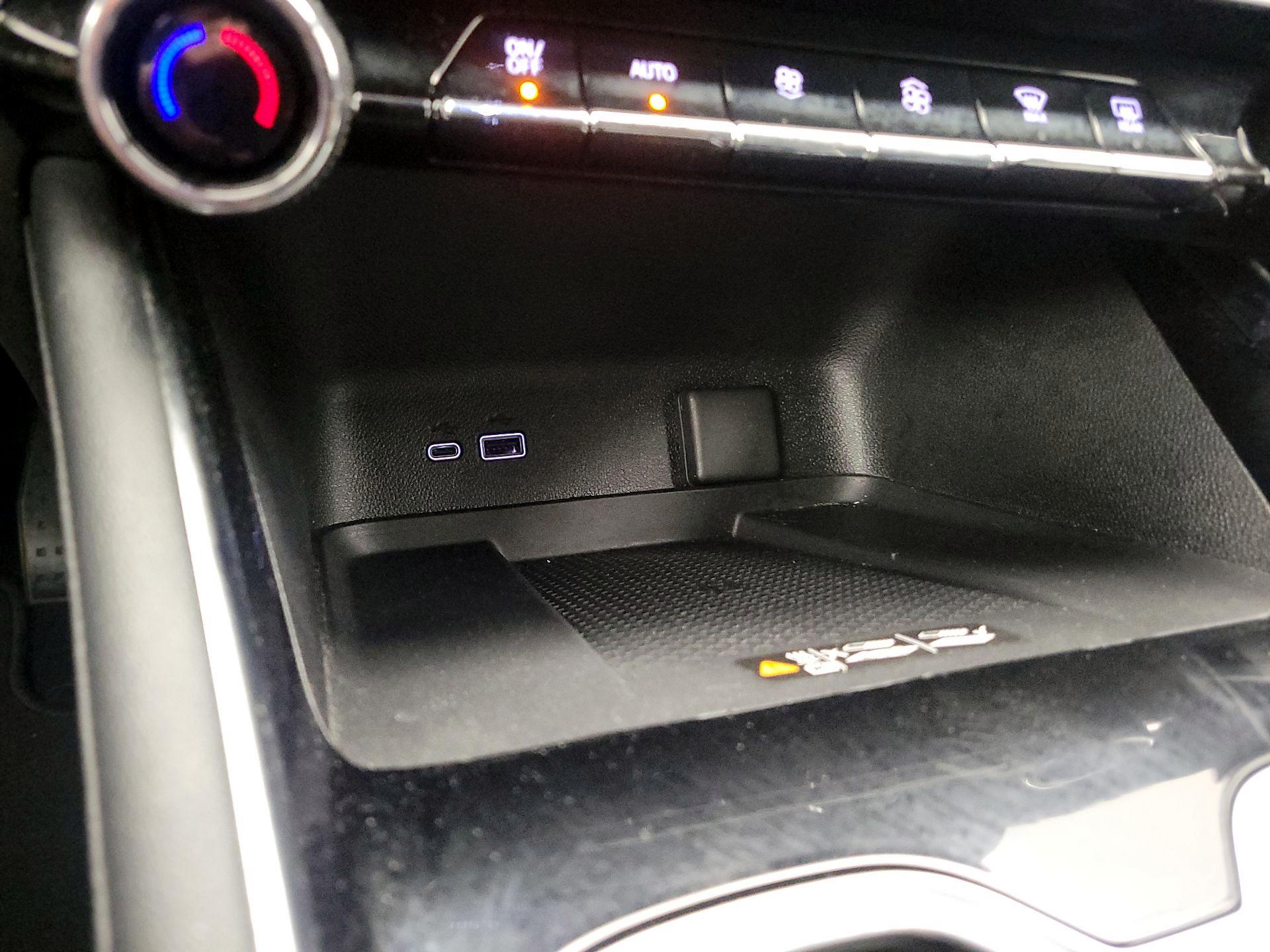 Thumbnail: 2024 Chevrolet Traverse - 18