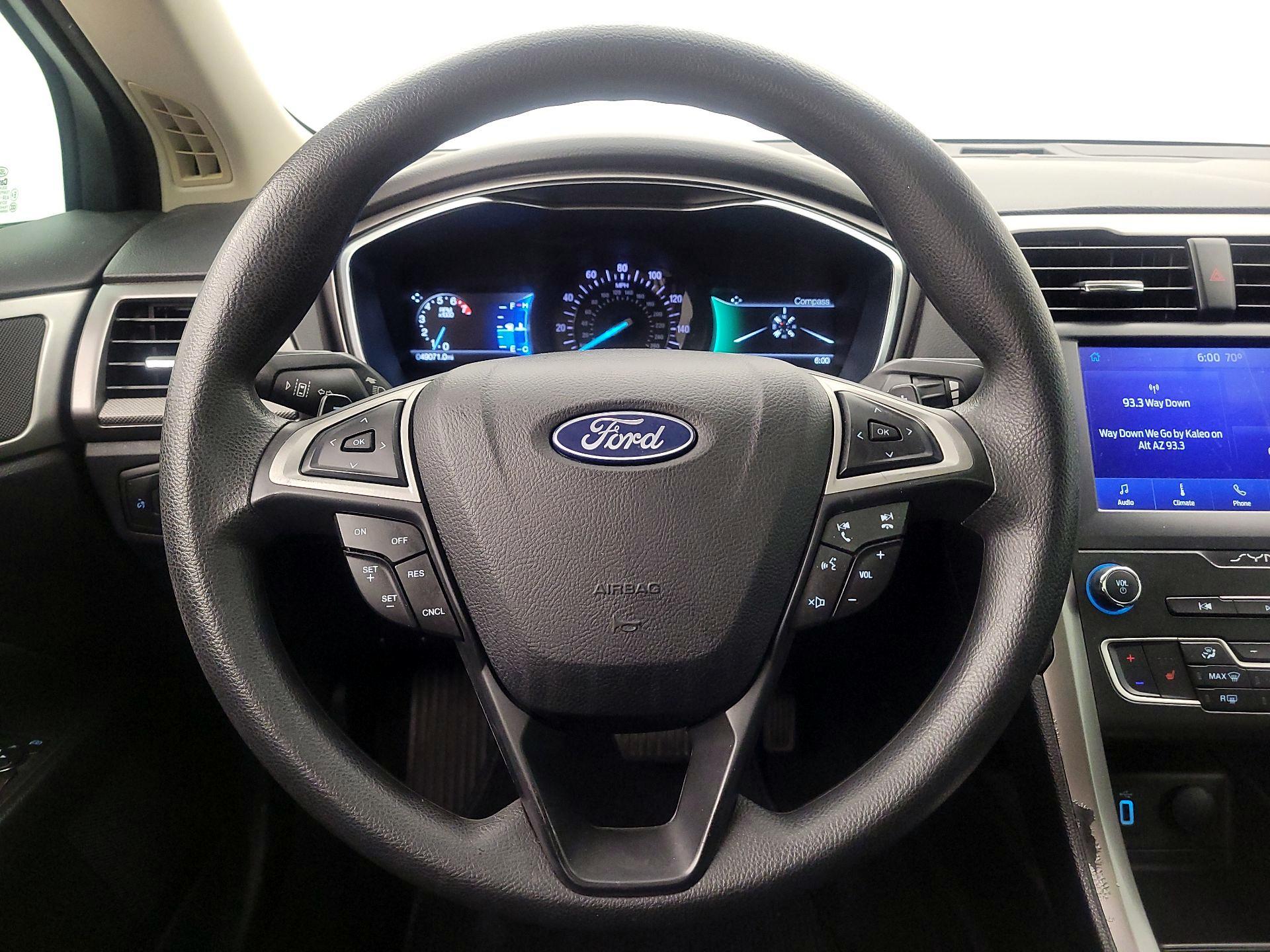 Thumbnail: 2020 Ford Fusion - 10