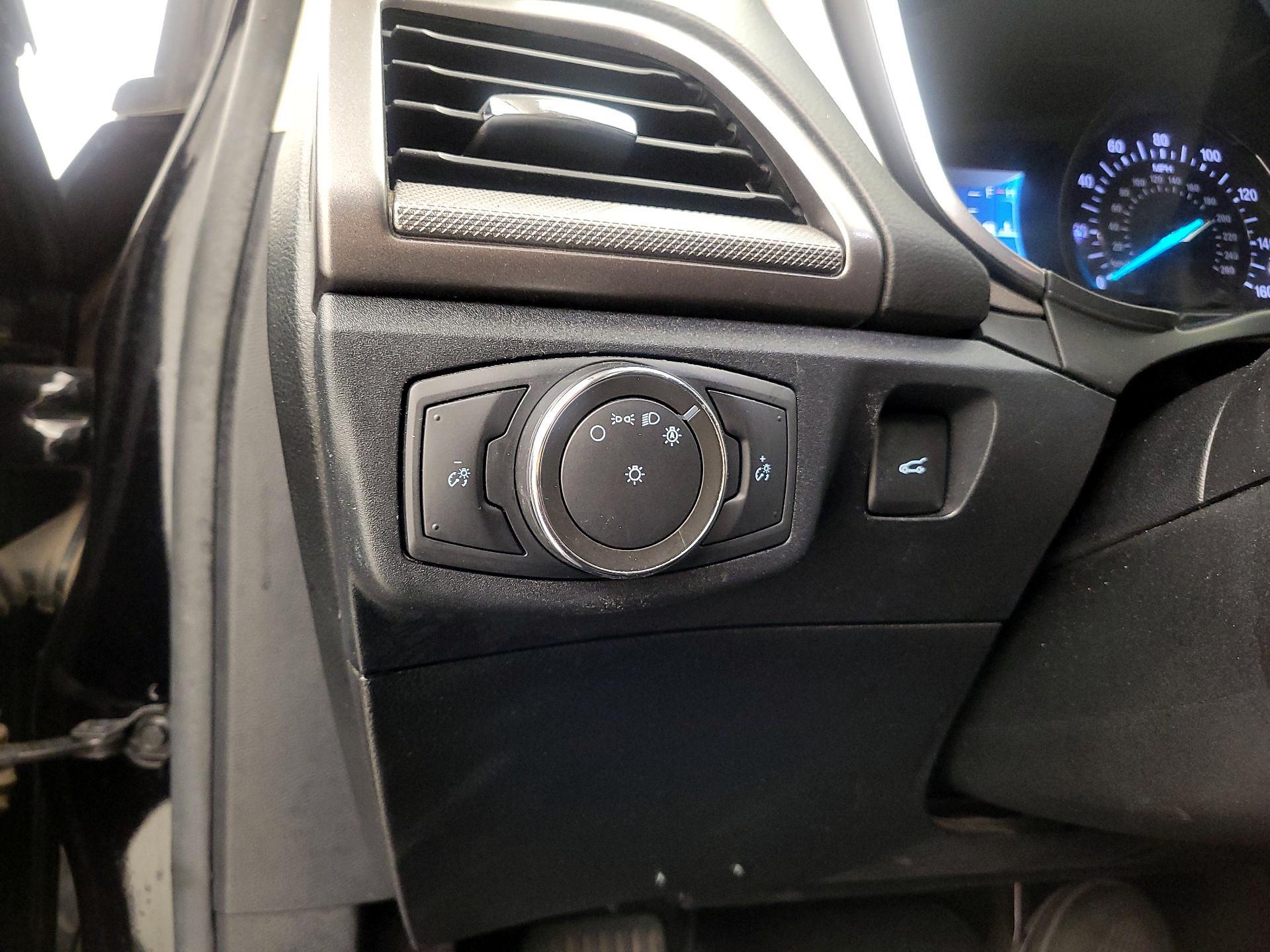 Thumbnail: 2020 Ford Fusion - 13