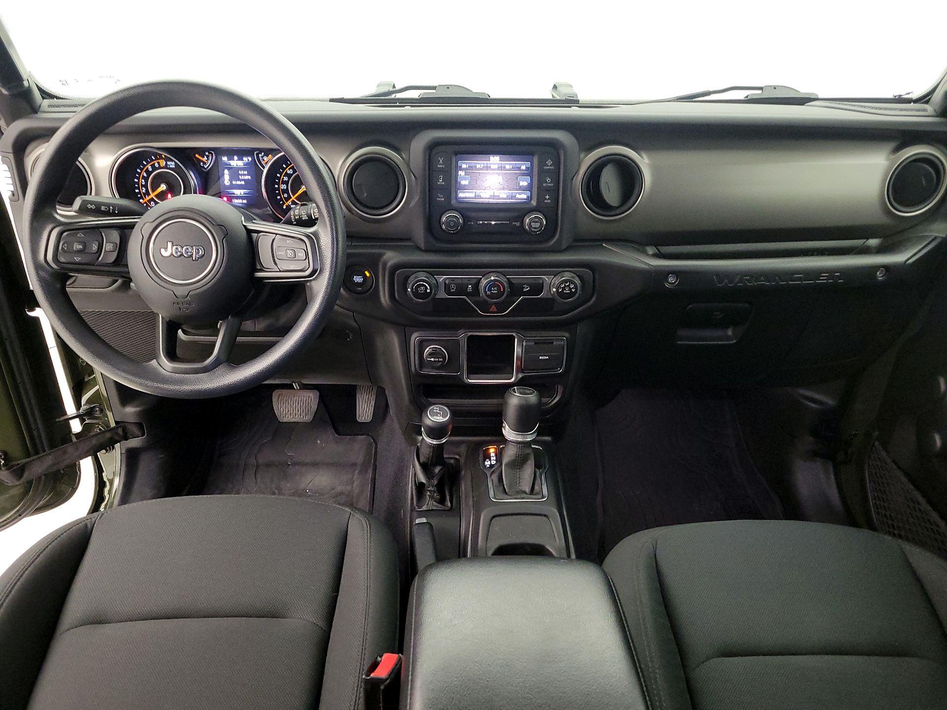 Thumbnail: 2021 Jeep Wrangler - 9