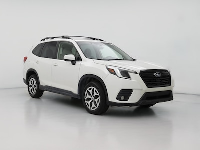White 2022 Subaru Forester Premium