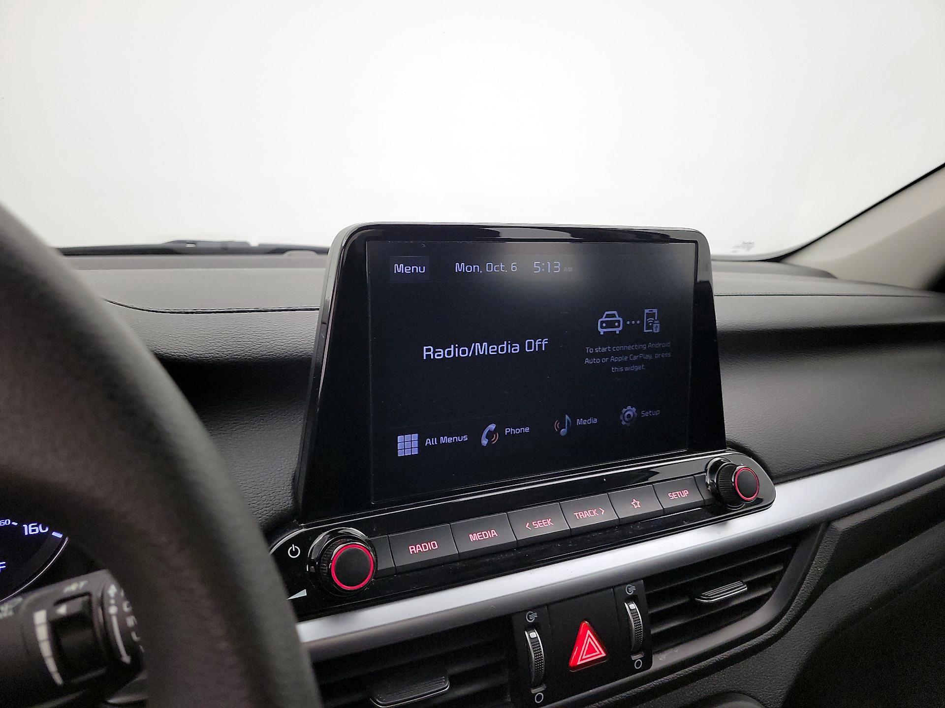 Thumbnail: 2023 Kia Forte - 15