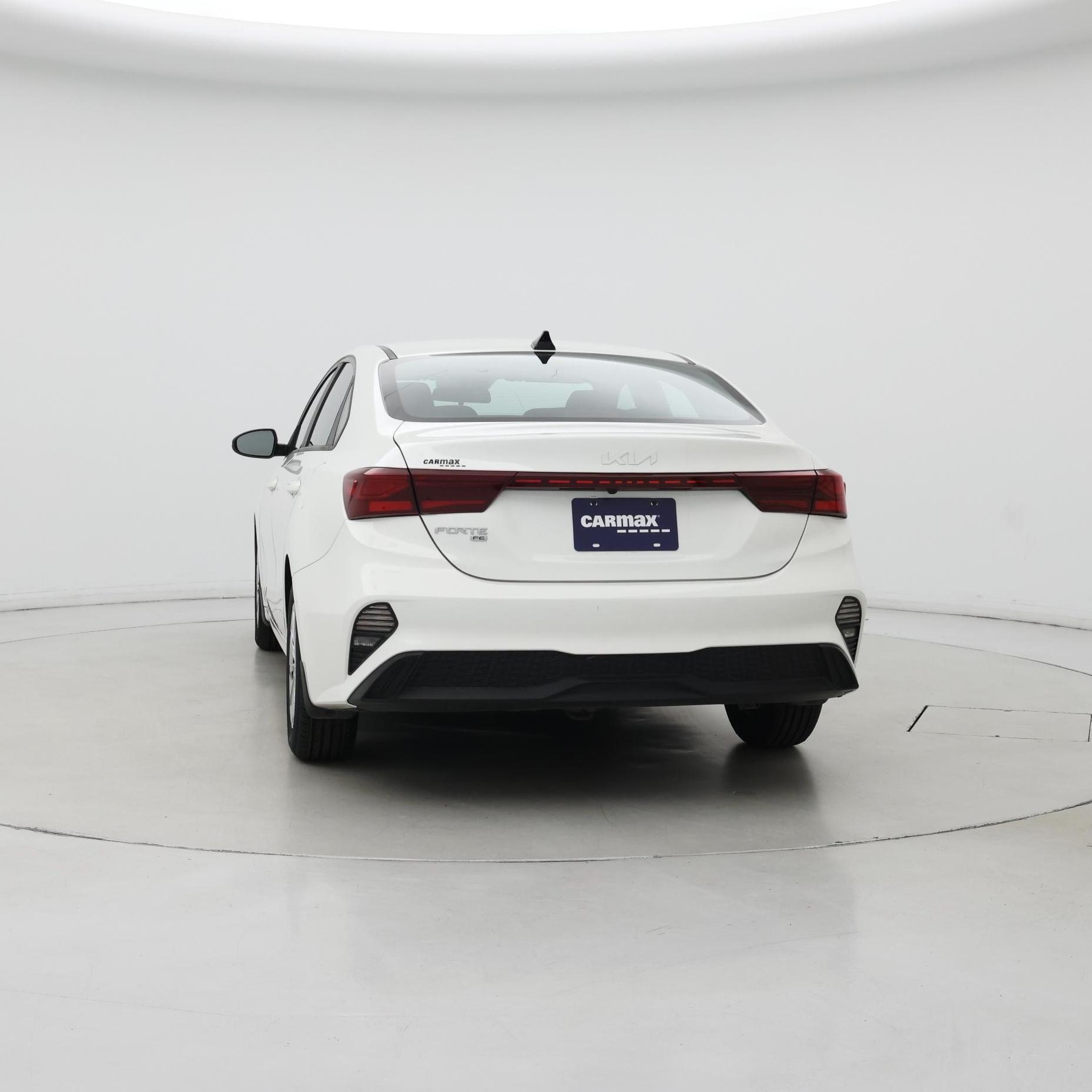 Thumbnail: 2023 Kia Forte - 6