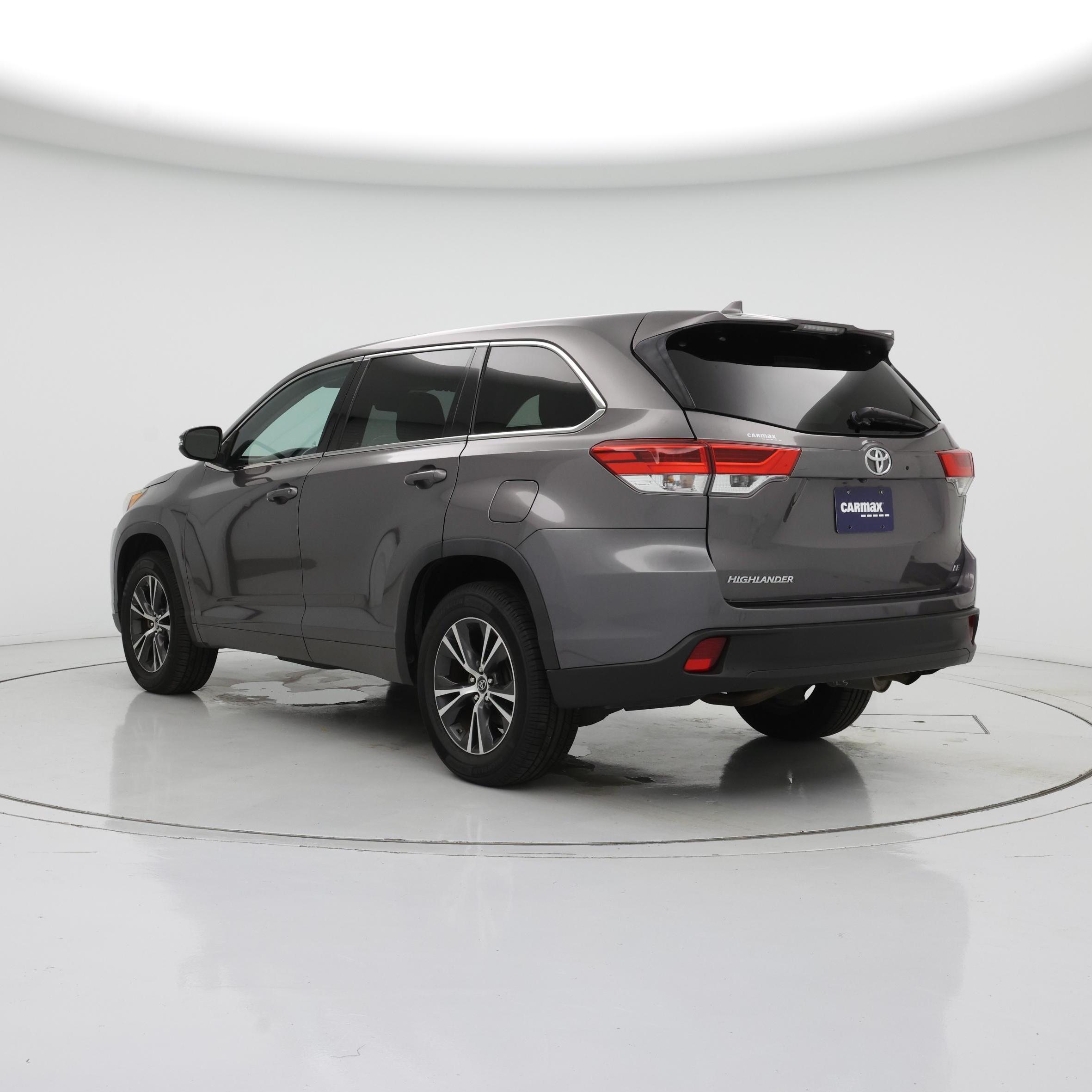 Thumbnail: 2018 Toyota Highlander - 2