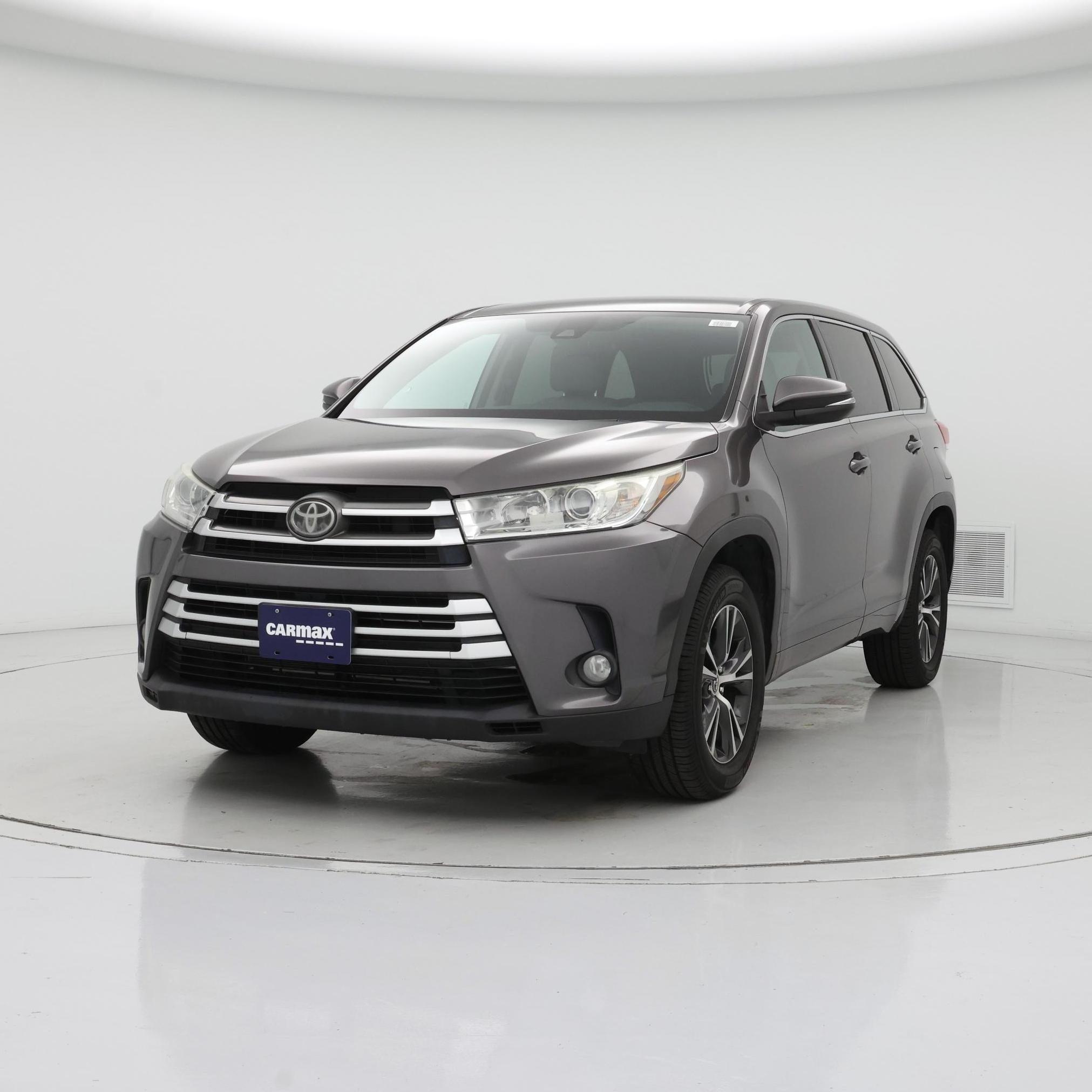 Thumbnail: 2018 Toyota Highlander - 4