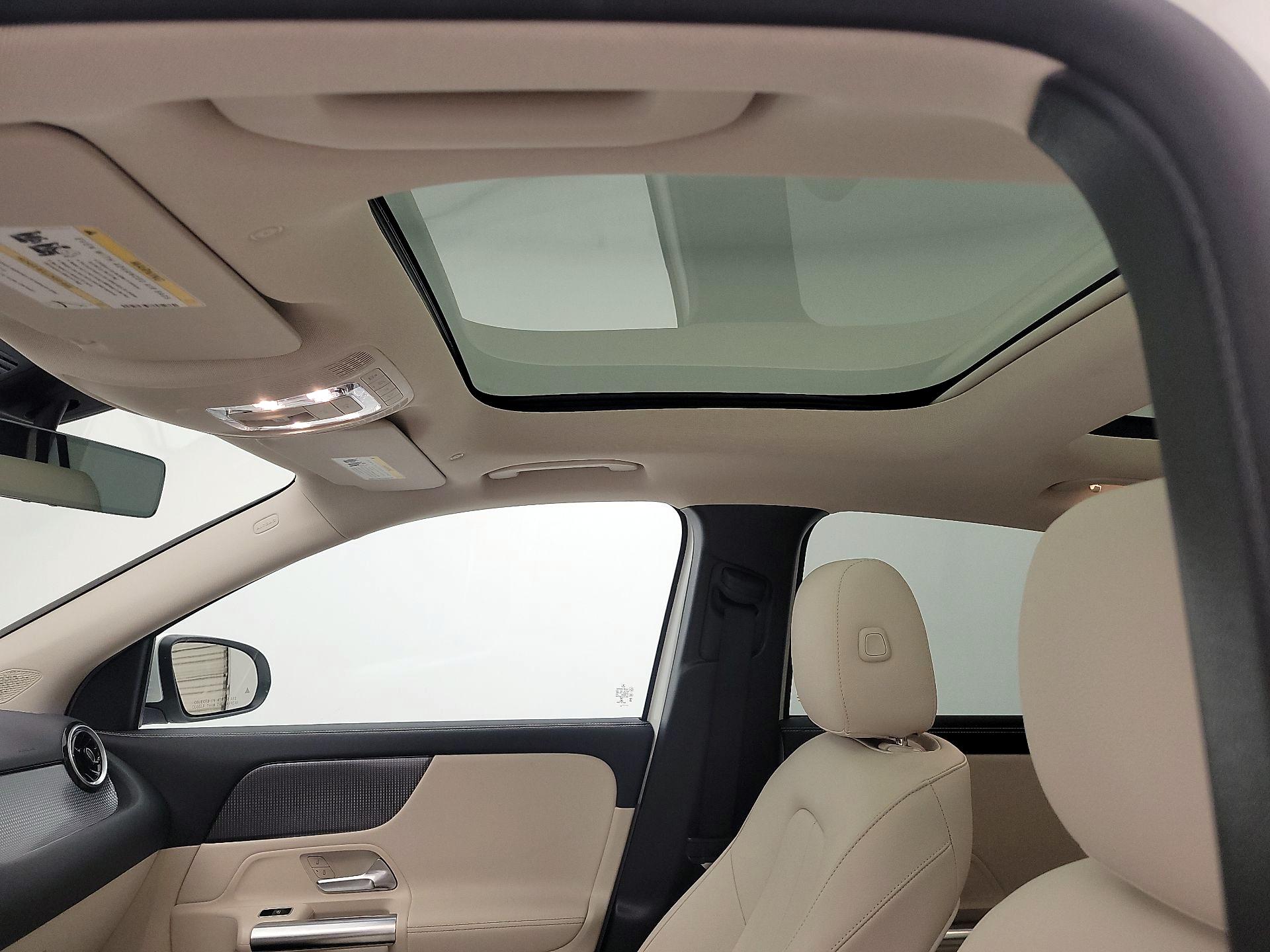 Thumbnail: 2022 Mercedes-Benz GLA - 19