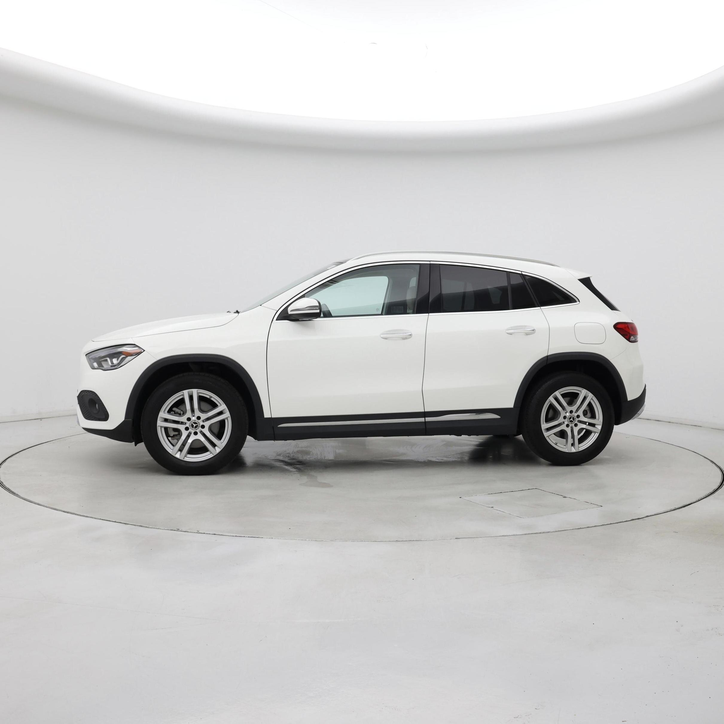 Thumbnail: 2022 Mercedes-Benz GLA - 3