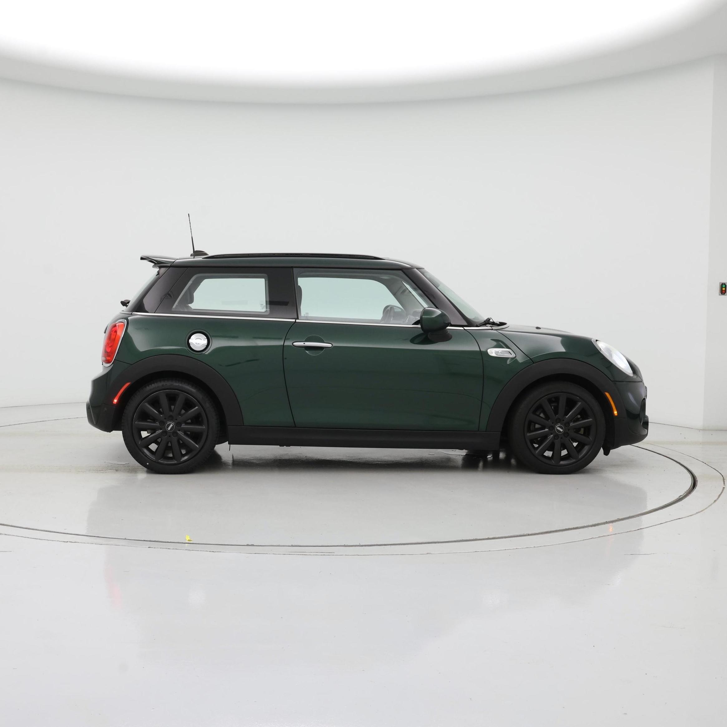 Thumbnail: 2015 MINI Cooper Hardtop - 7