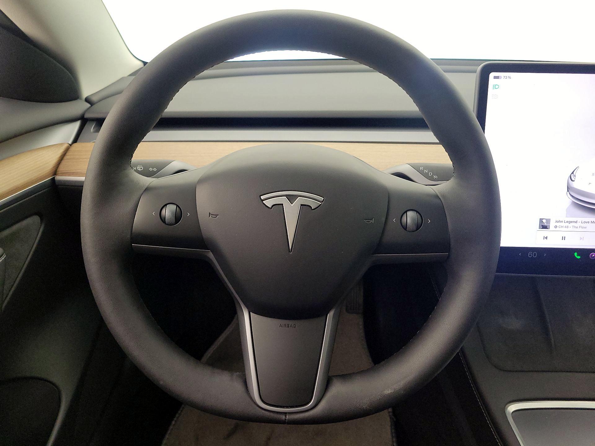 Thumbnail: 2023 Tesla Model 3 - 10