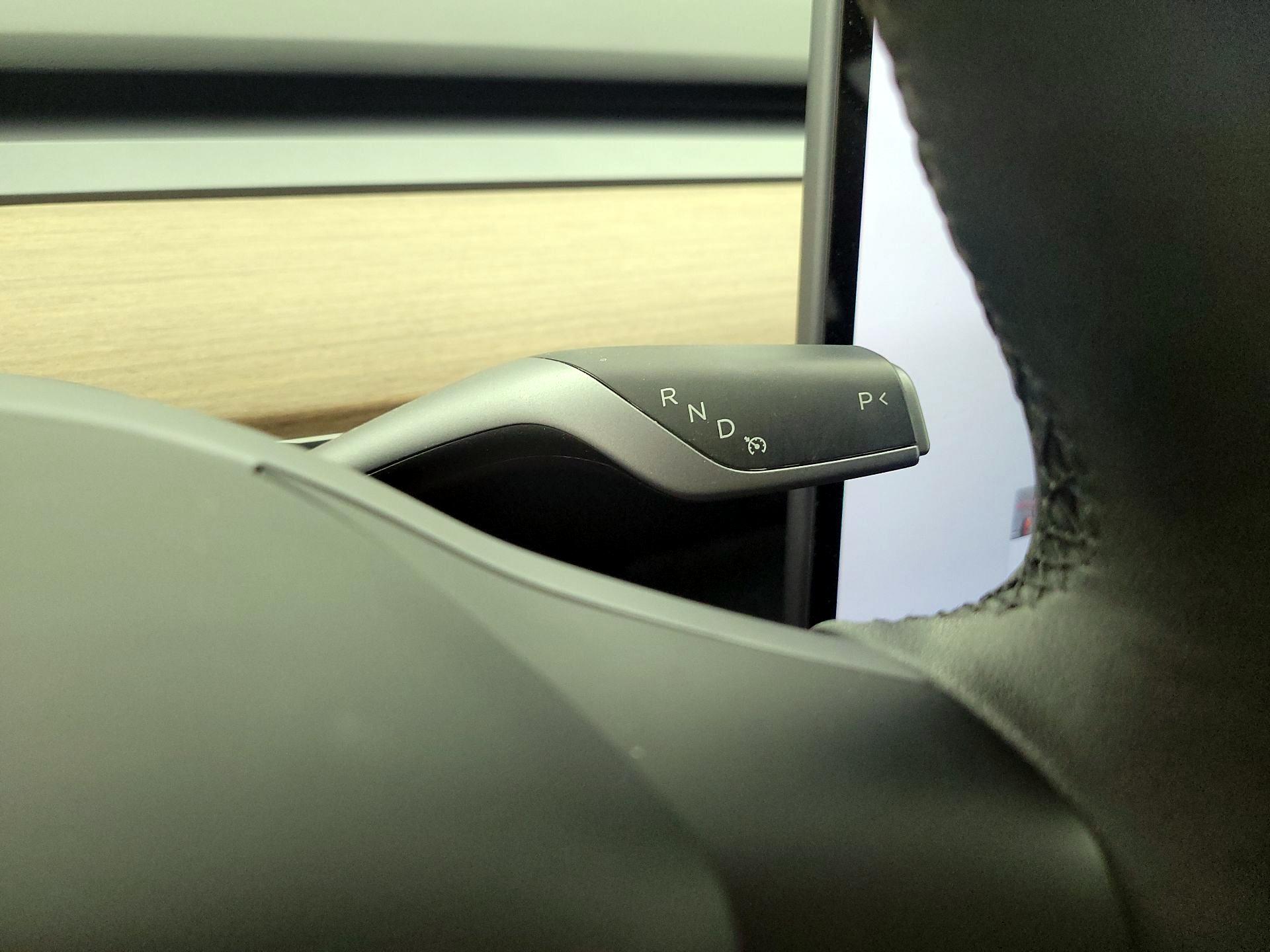 Thumbnail: 2023 Tesla Model 3 - 17