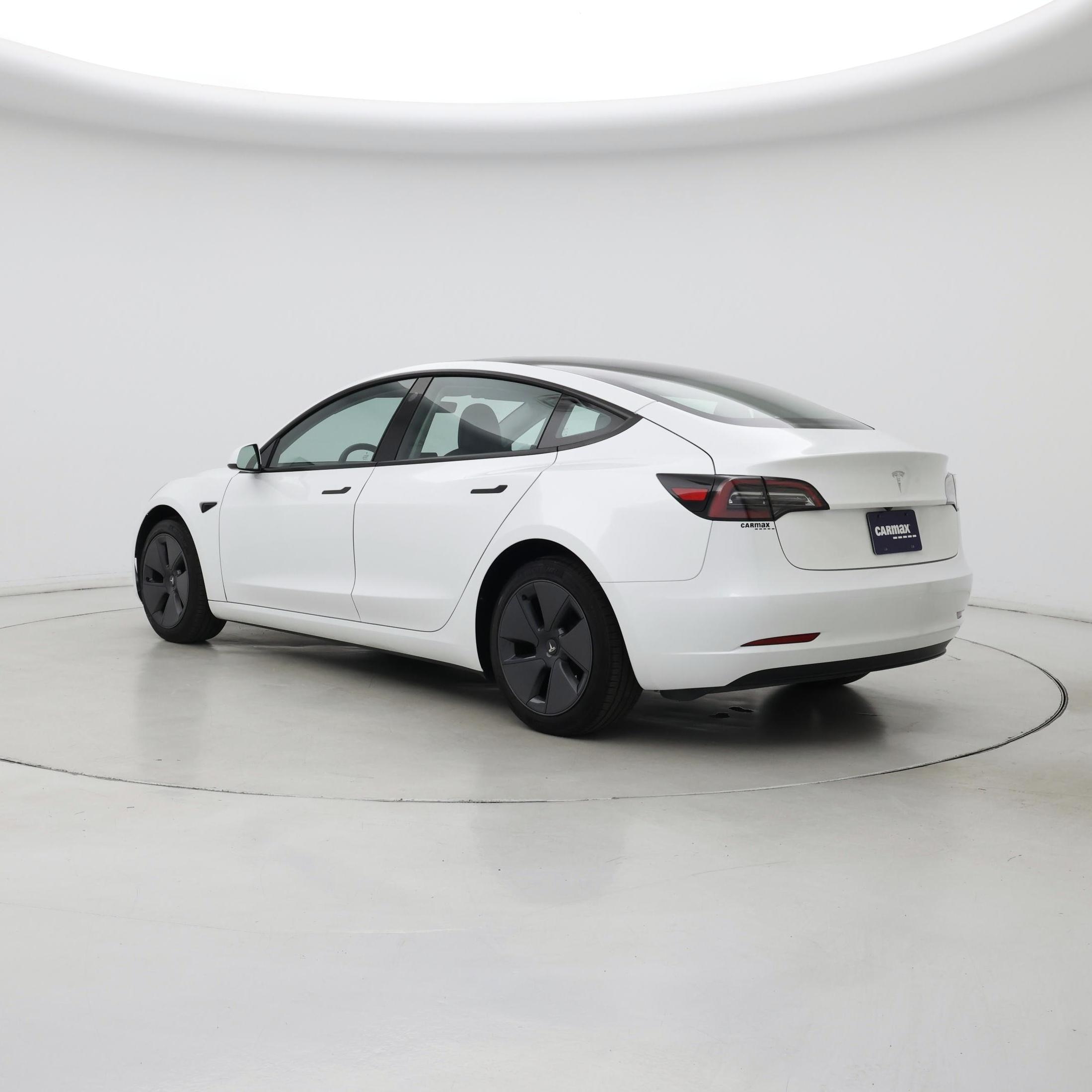Thumbnail: 2023 Tesla Model 3 - 2