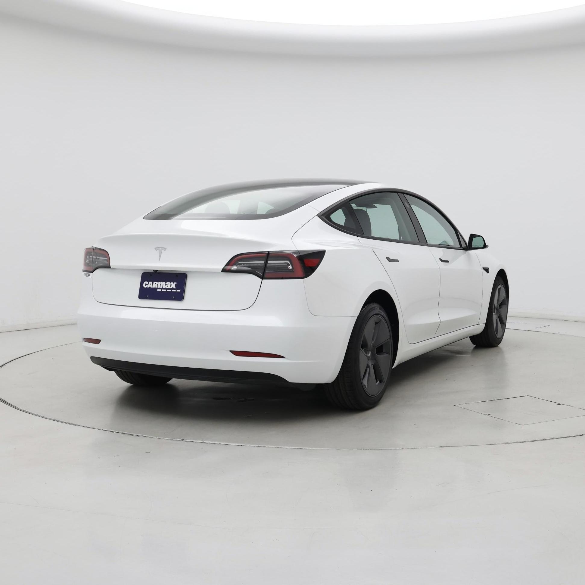 Thumbnail: 2023 Tesla Model 3 - 8