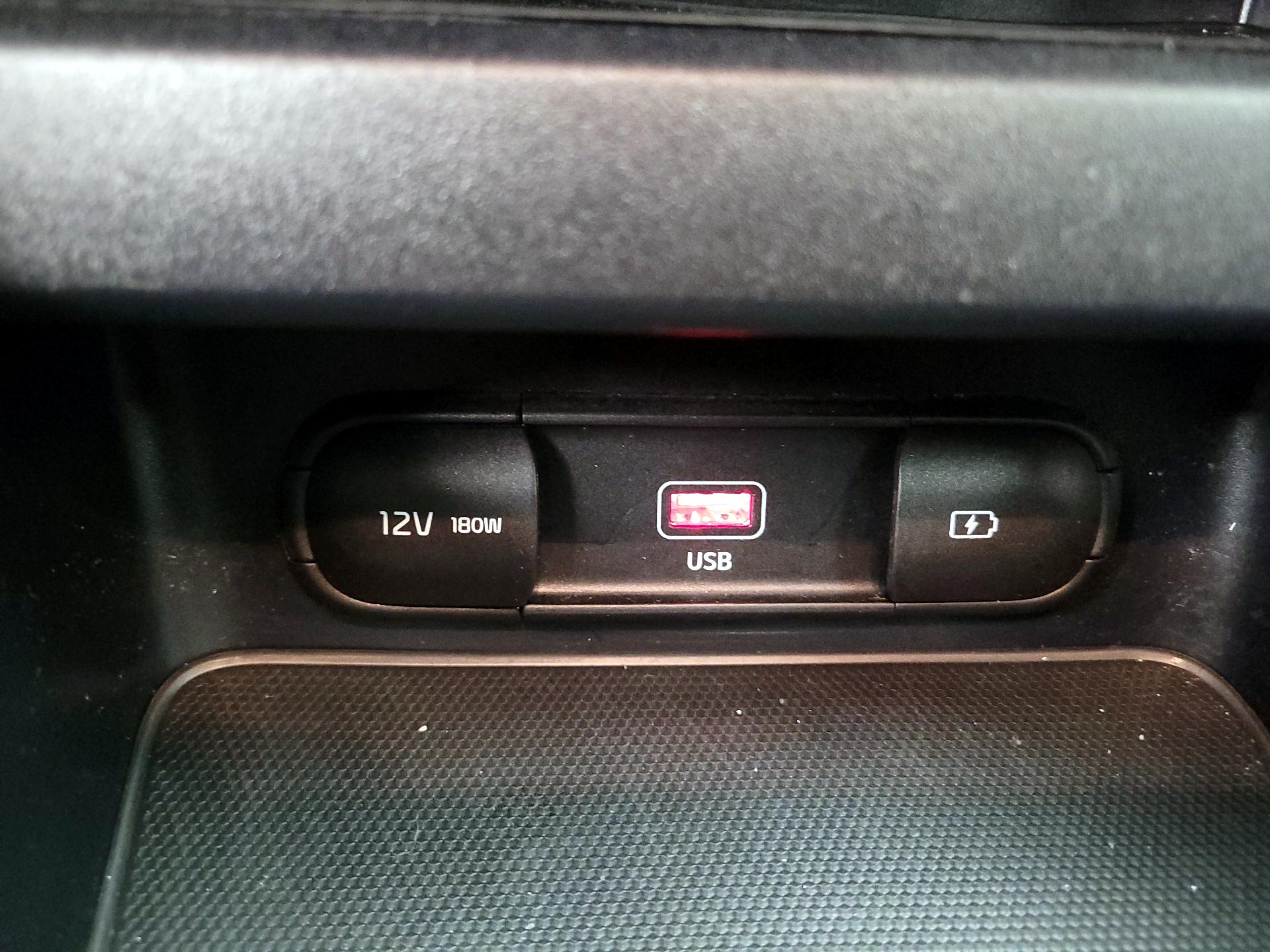 Thumbnail: 2022 Kia Forte - 19