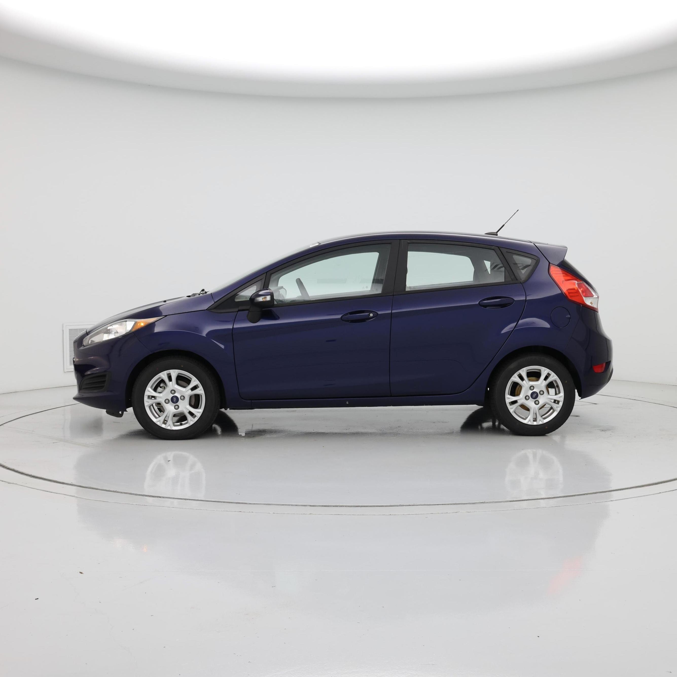 Thumbnail: 2016 Ford Fiesta - 3