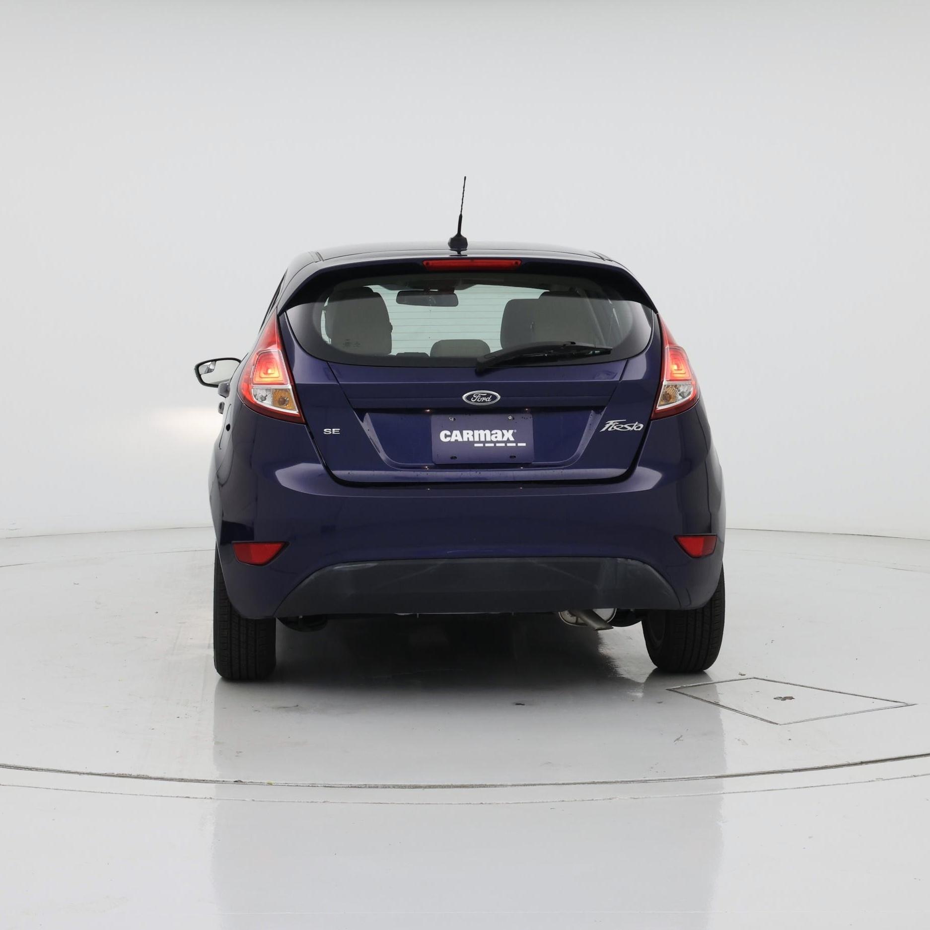 Thumbnail: 2016 Ford Fiesta - 6