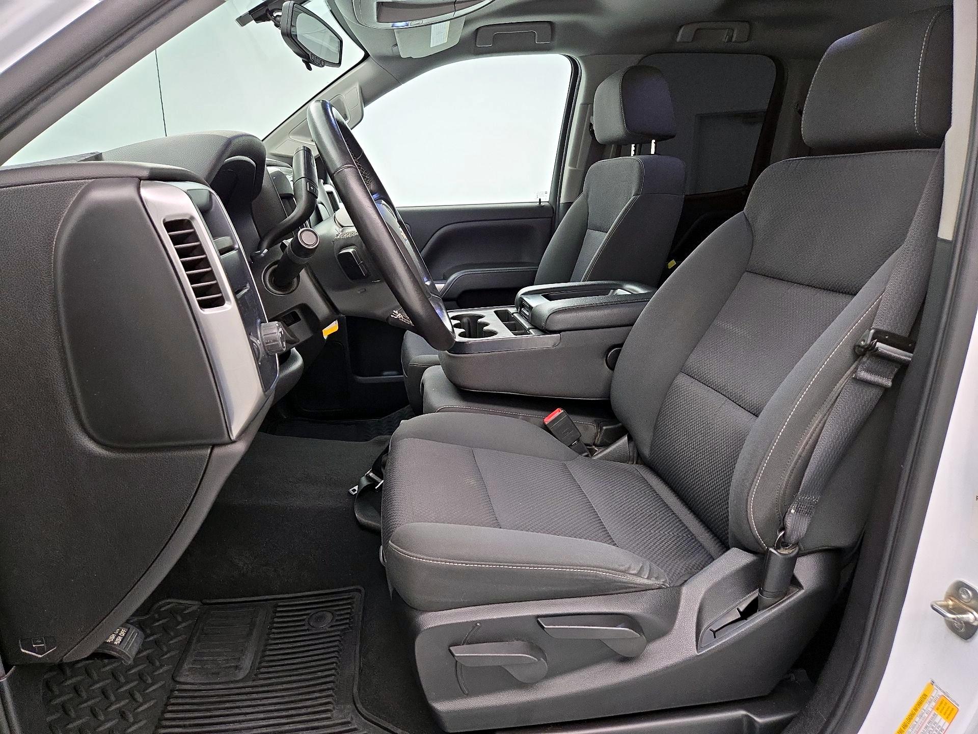 Thumbnail: 2019 Chevrolet Silverado 1500 - 11