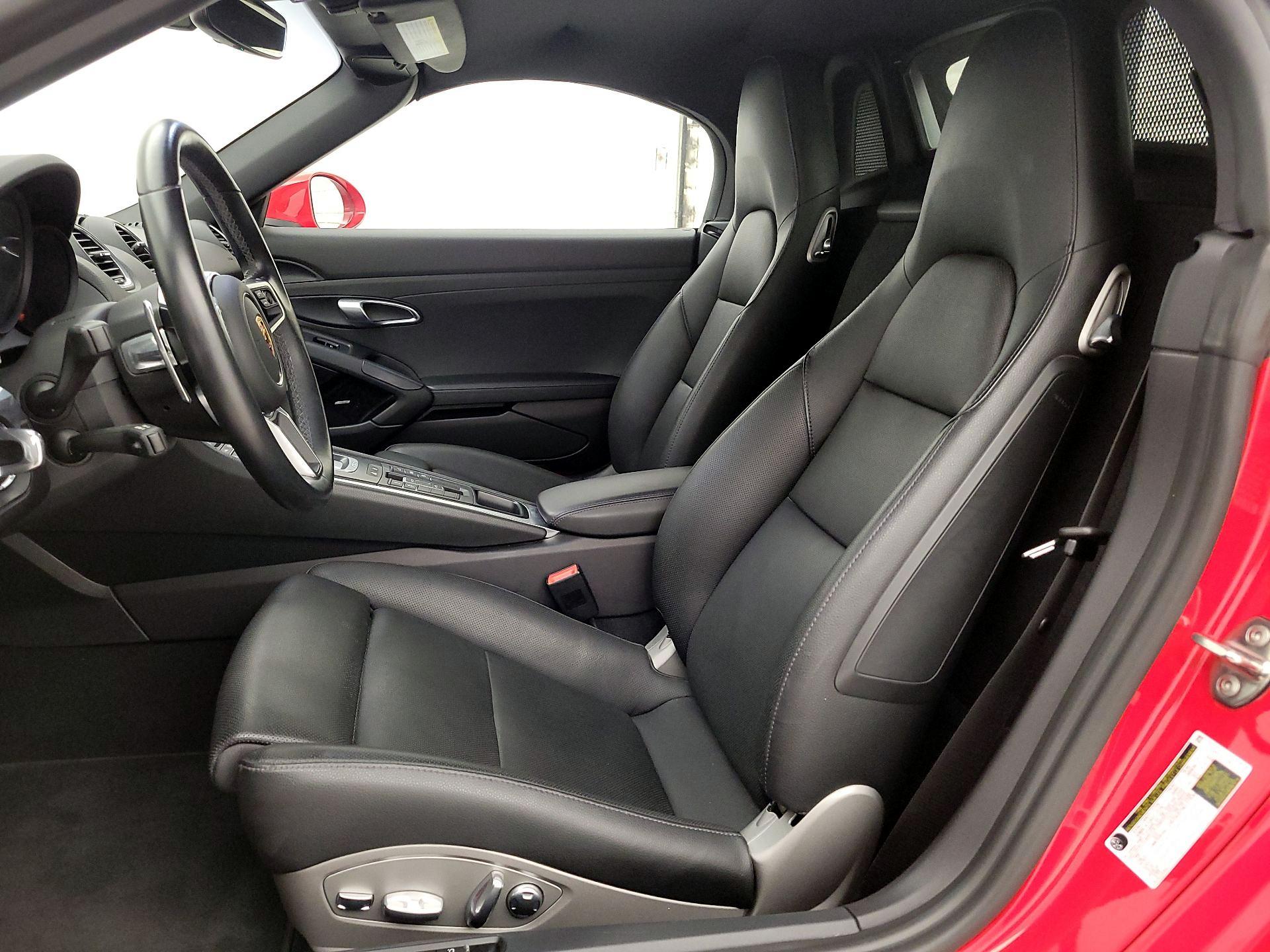 Thumbnail: 2021 Porsche 718 Boxster - 11