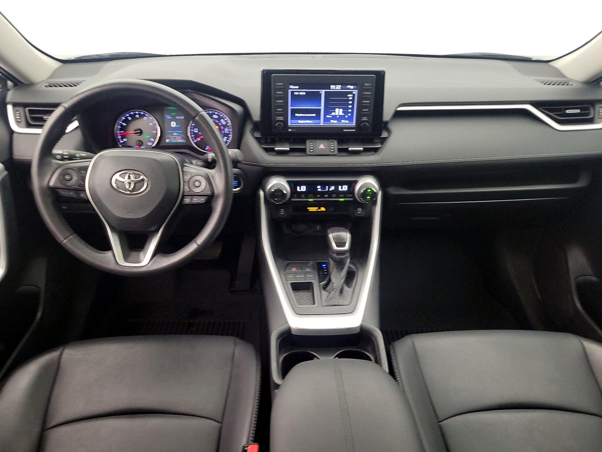 Thumbnail: 2021 Toyota RAV4 - 9