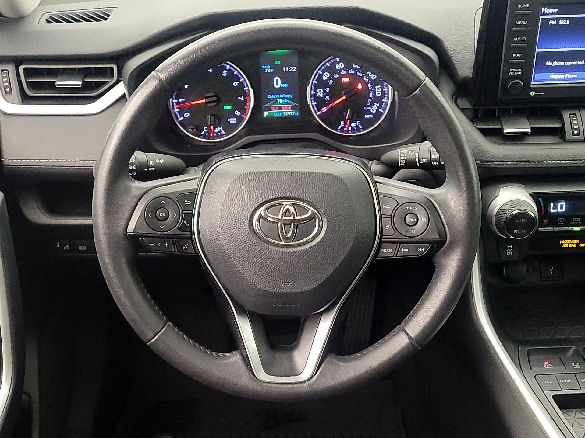 Thumbnail: 2021 Toyota RAV4 - 10