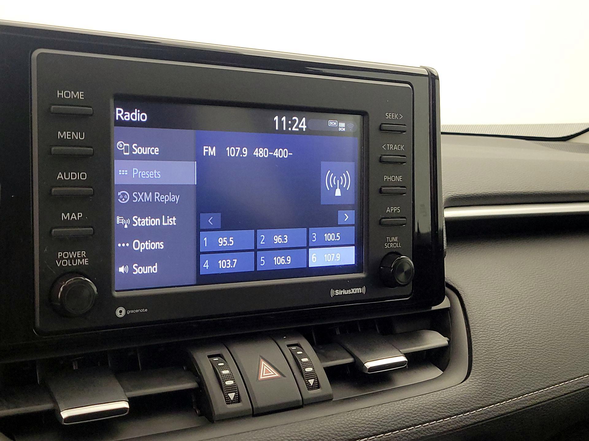 Thumbnail: 2021 Toyota RAV4 - 15