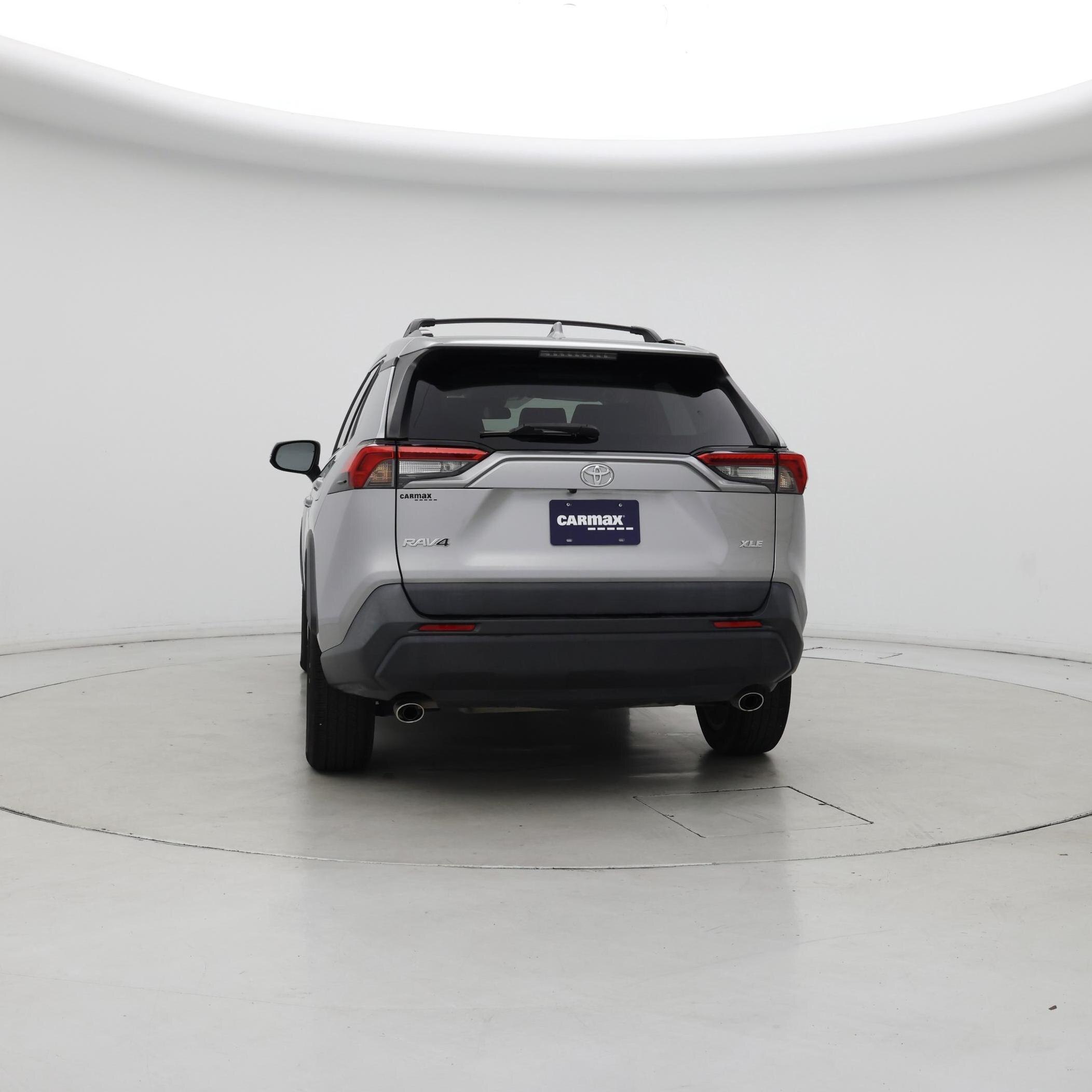 Thumbnail: 2021 Toyota RAV4 - 6