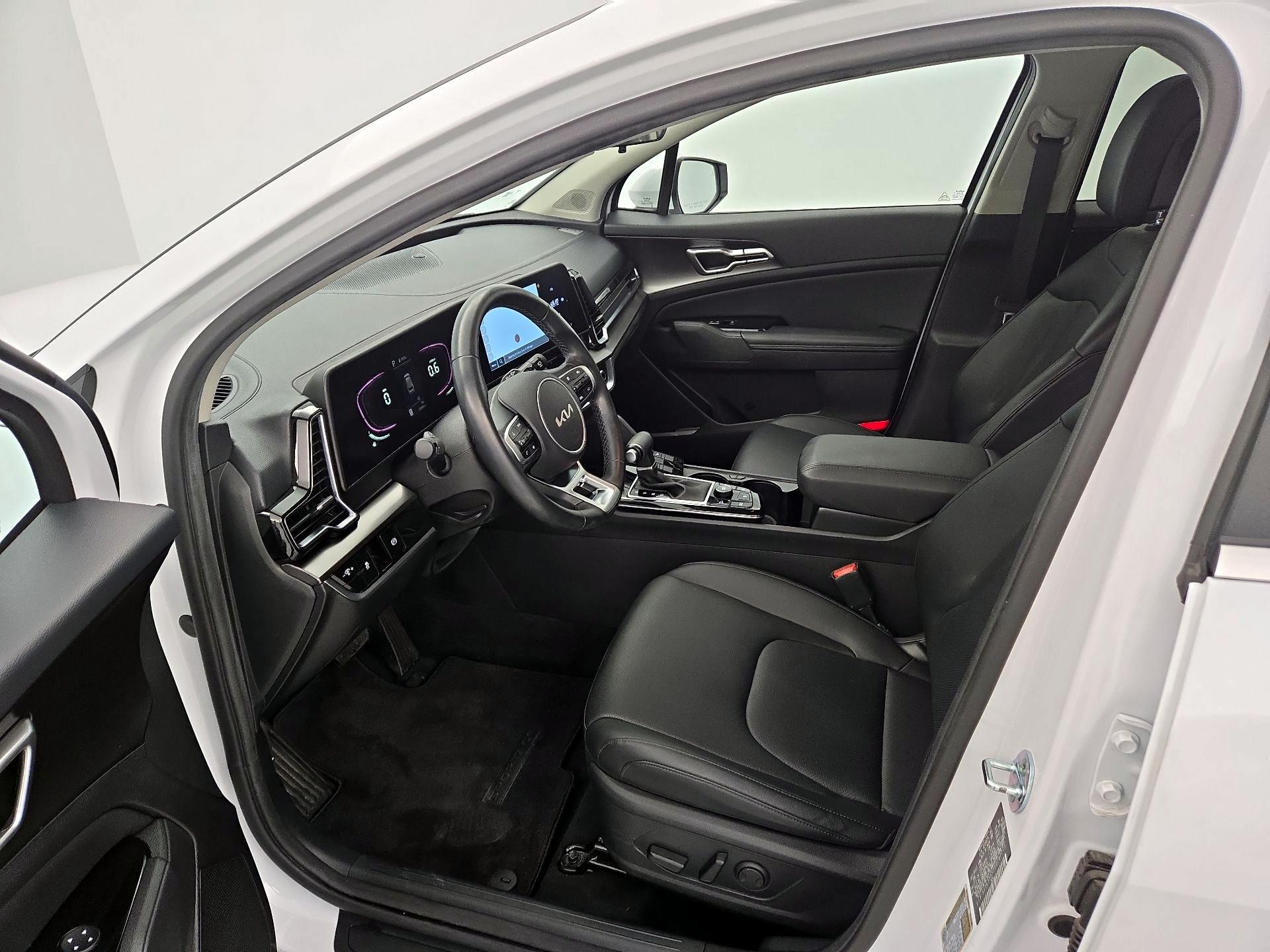 Thumbnail: 2023 Kia Sportage - 11