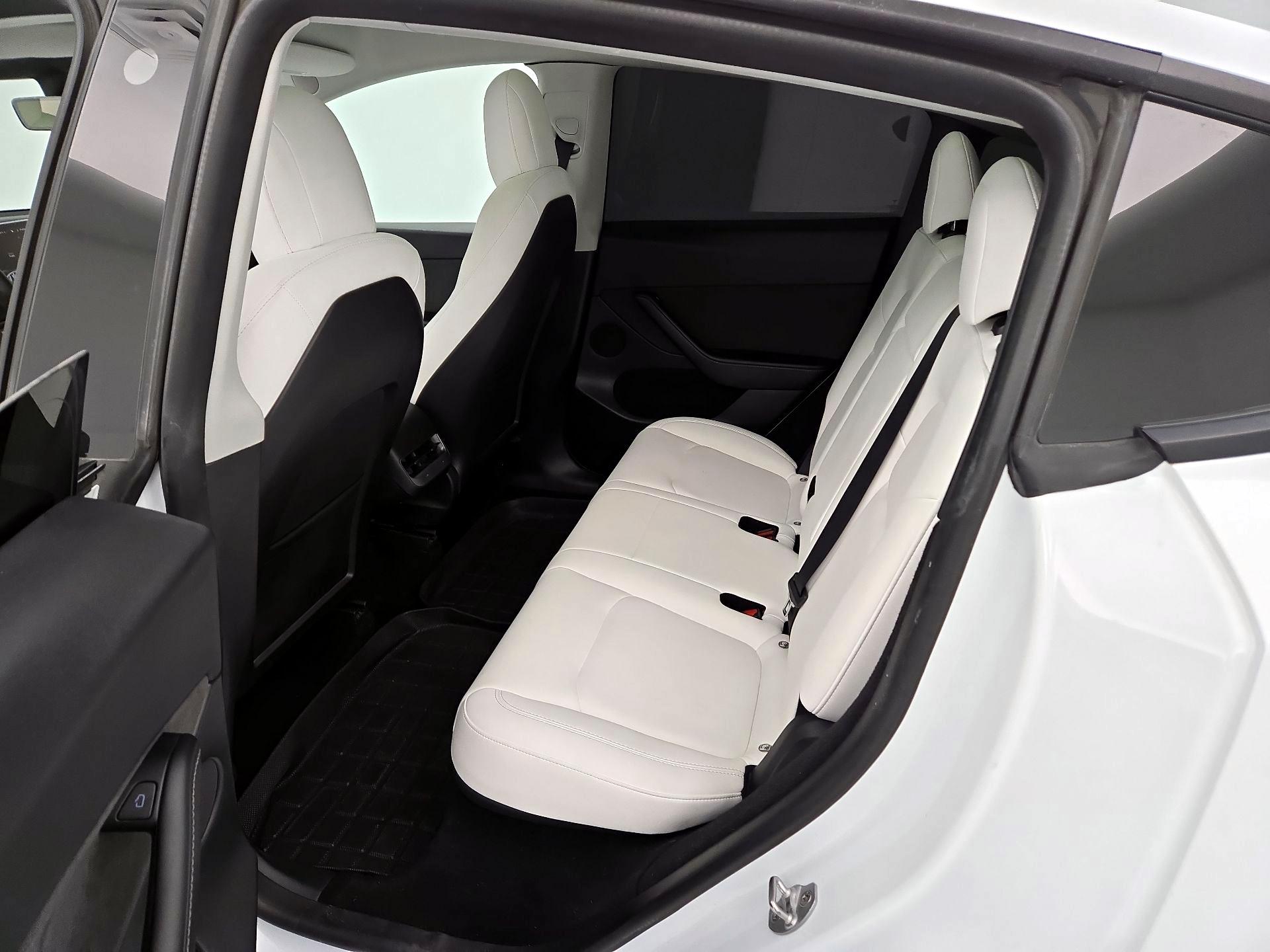 Thumbnail: 2023 Tesla Model Y - 19